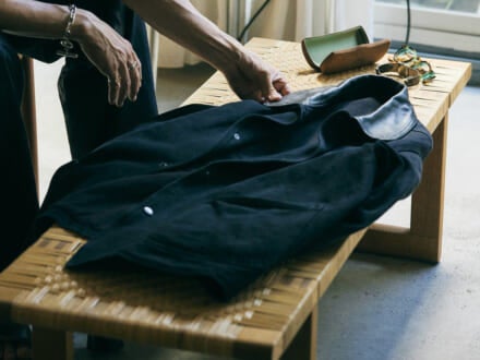 最高に買ってよかった「黒アウター」４選。最愛コモリ、毎日着るシェルジャケット、清水買いコート…大人ブラックが大正解。