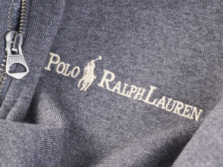 「ポロ ラルフ ローレン」で11月に買うべき名品６選。極上の大人コート＆冬ニットからポロ ポニーロゴが映える小物まで！【POLO RALPH LAUREN】