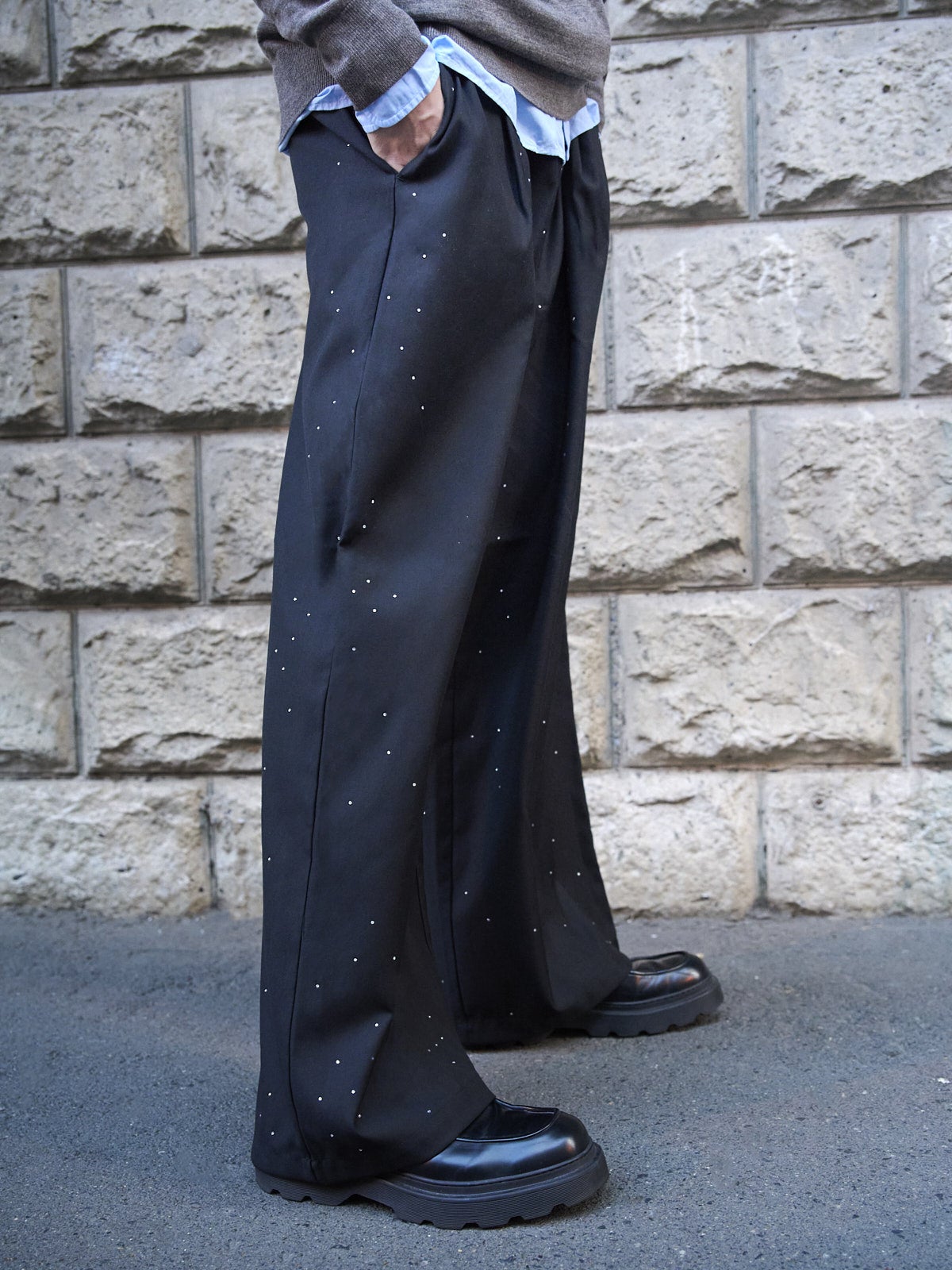 カンファーウッドのスラックスのサイド