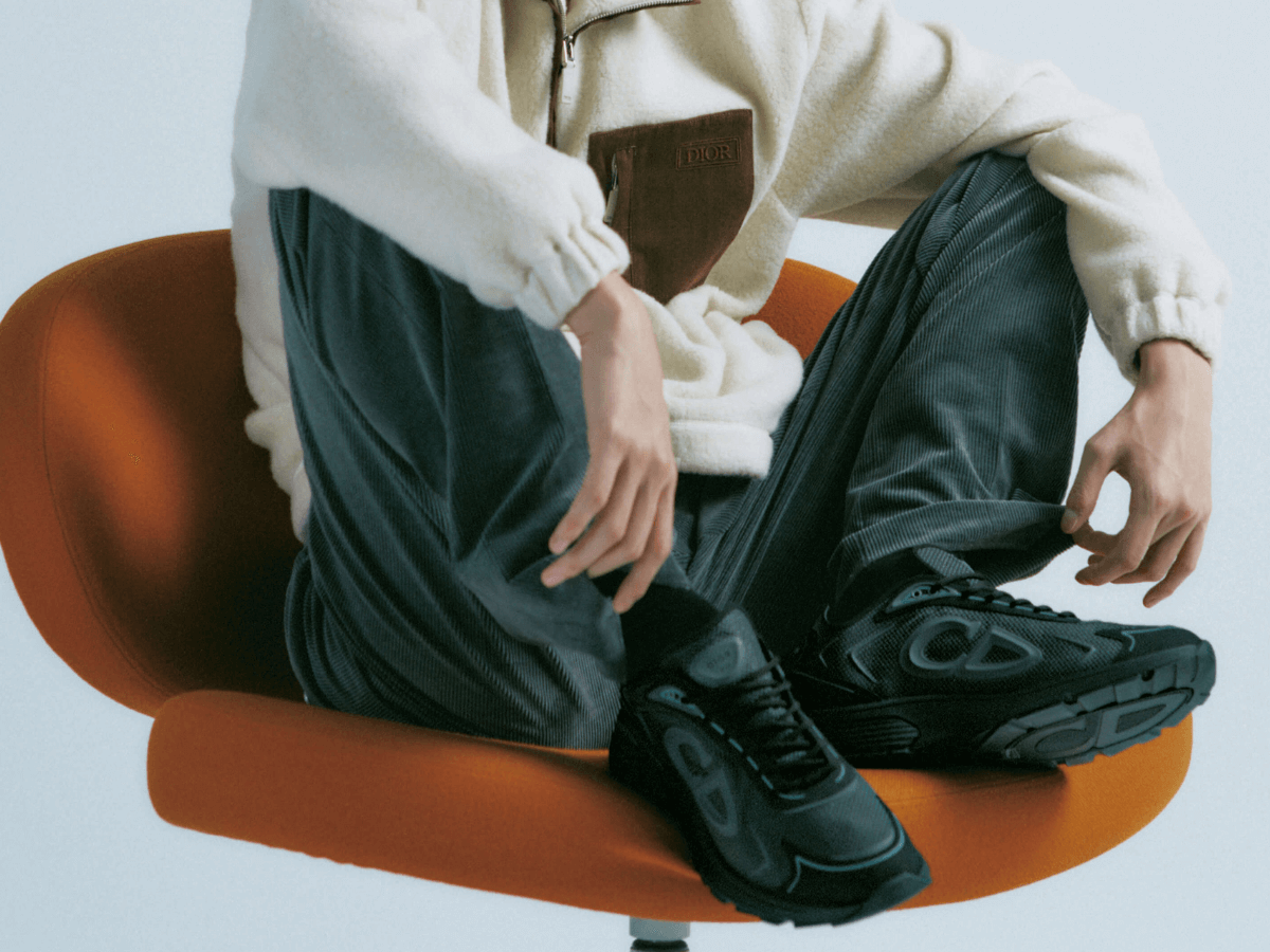 Dior ブラック スニーカー B27 Uptown Low-Top Sneaker Black Smooth Calfskin, Black Suede and