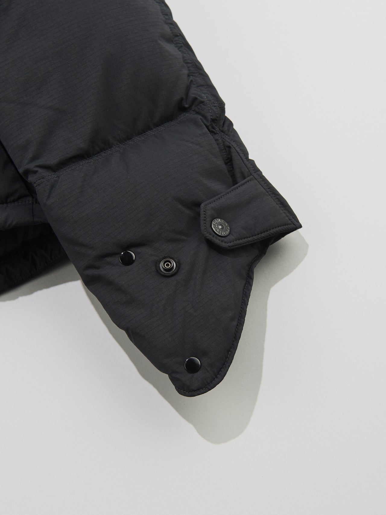 ストーンアイランド 4100019 MATT RIPSTOP CORDURA® ADVANCED FABRICS 袖