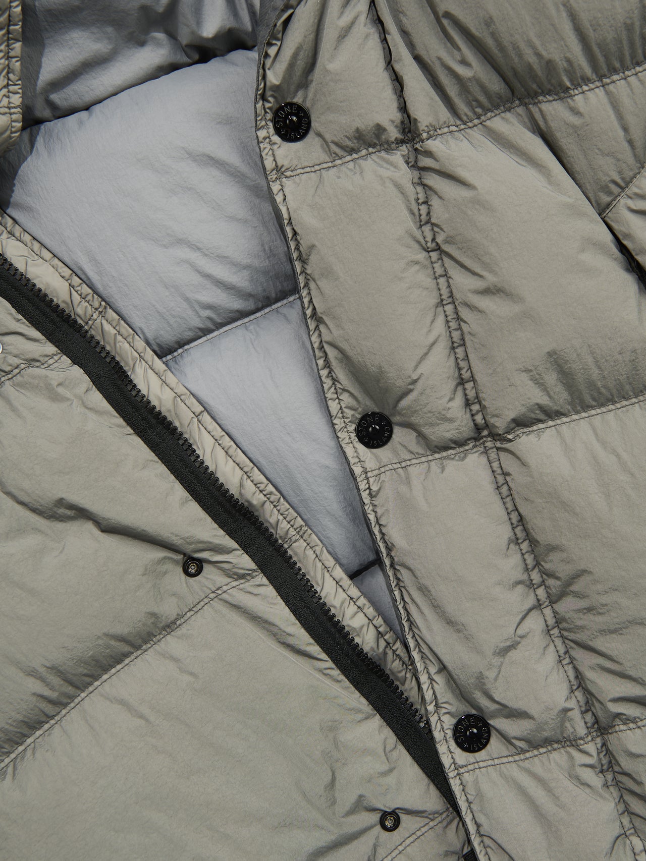 ストーンアイランド 4100012 CRINKLE REPS NY, RECYCLED NYLON アップ