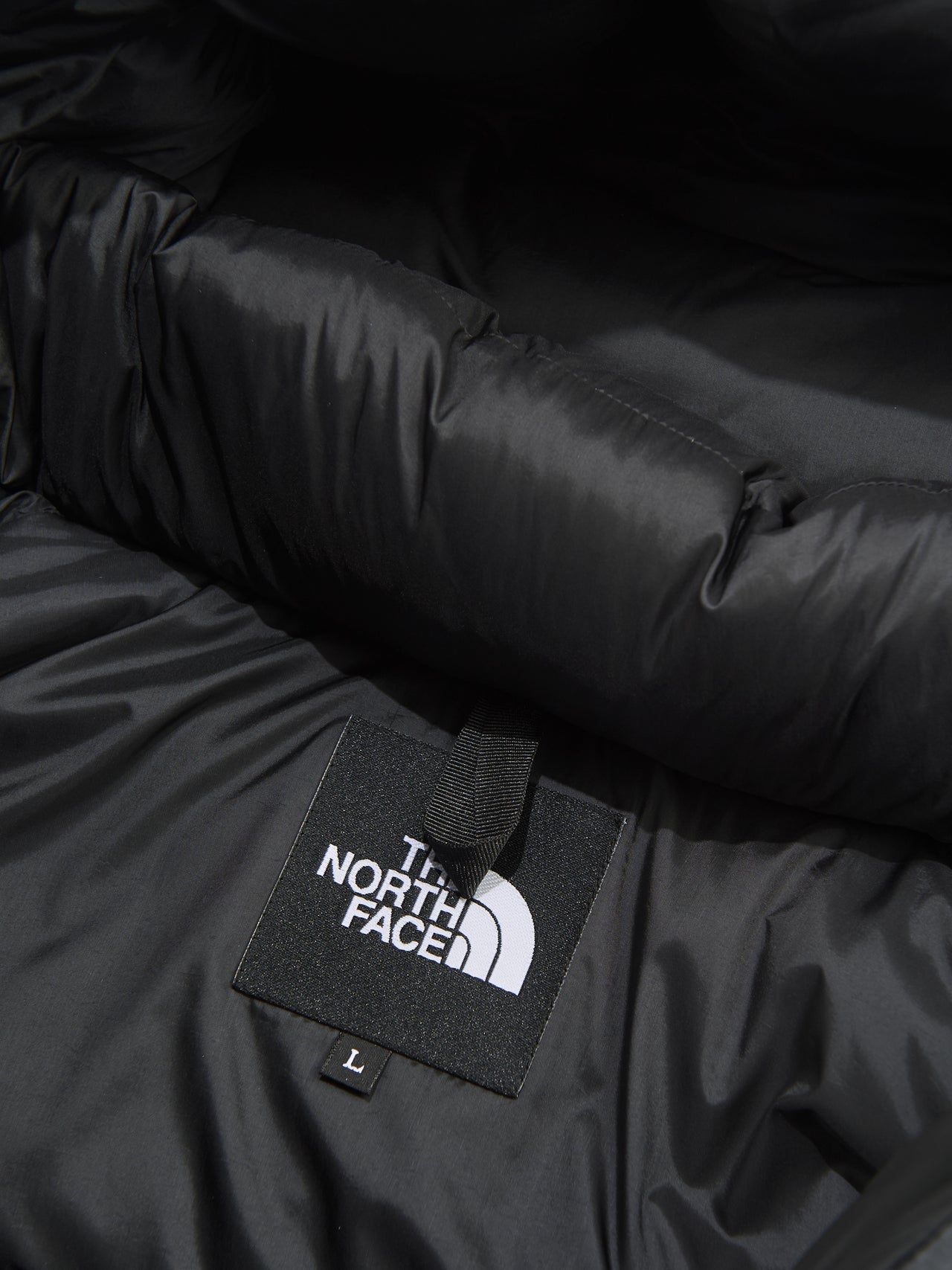 ザ・ノース・フェイスのバルトロライトジャケット ダウンジャケットの内襟