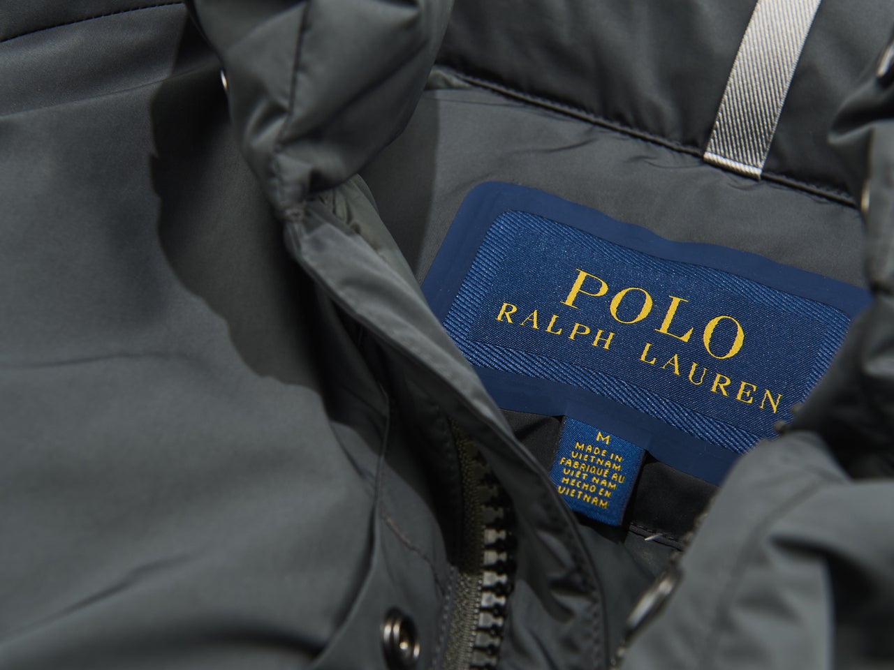 「ポロ ラルフ ローレン」で買うべき最強ダウン／モックネック ダウン ジャケットのタグ