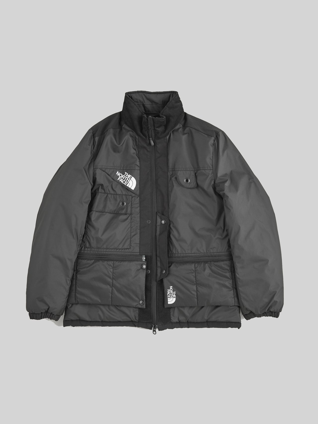 「eYe ジュンヤ ワタナベ マン」×「ザ・ノース・フェイス」のコラボジャケットのリバーシブル