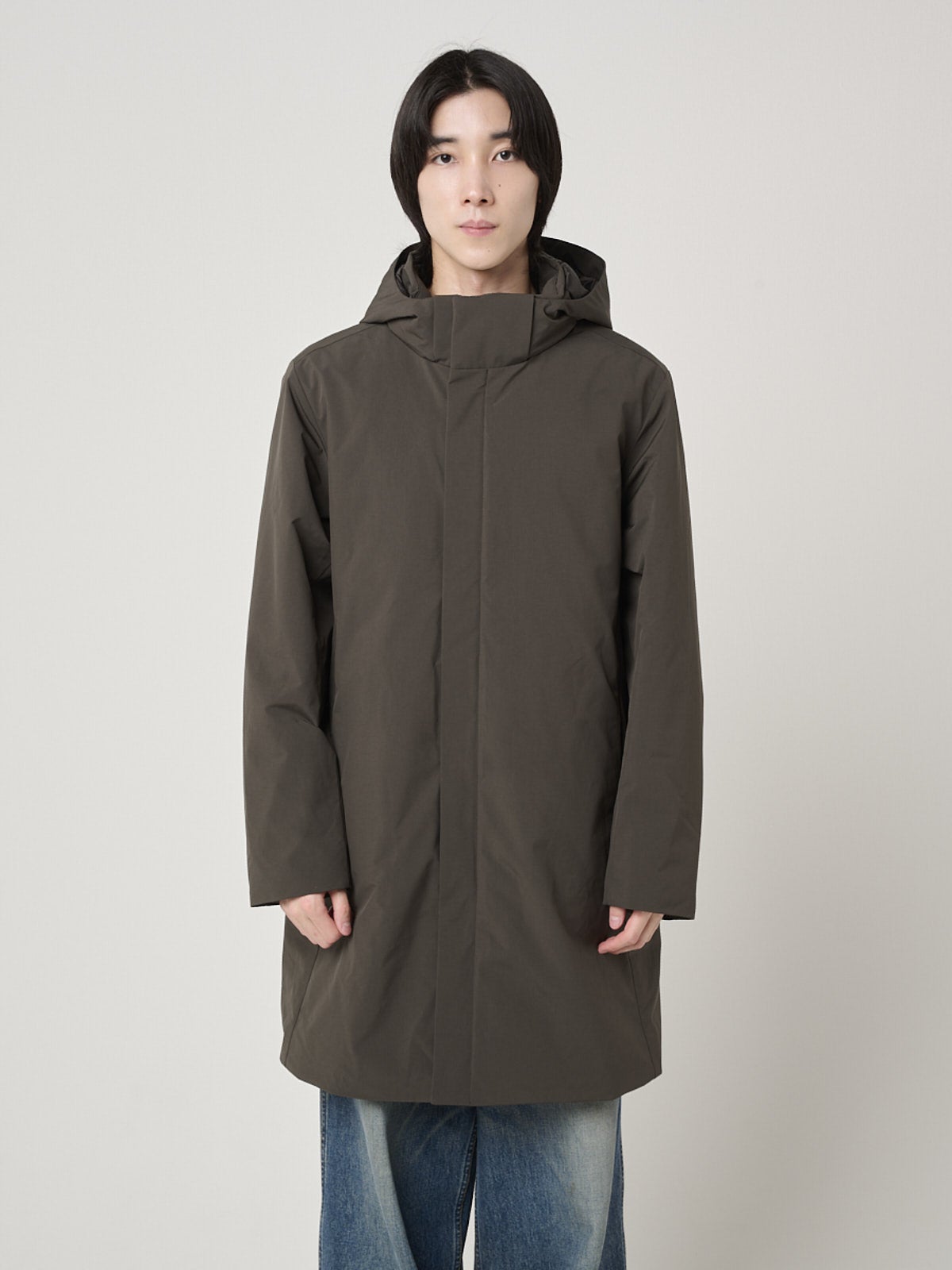 ユニクロで買うべき最強ダウン①「ハイブリッドダウンコート」を試着