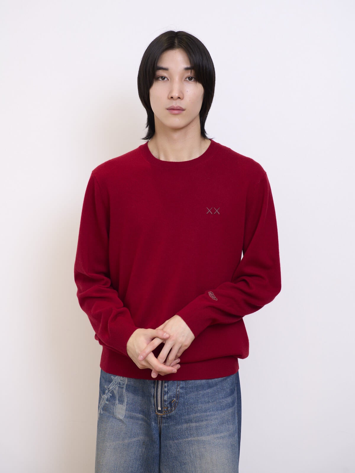 ユニクロとKAWSのコラボ初のニットウェアコレクション／カウズ ウィンター カシミヤクルーネックセーターを試着＆本音レビュー