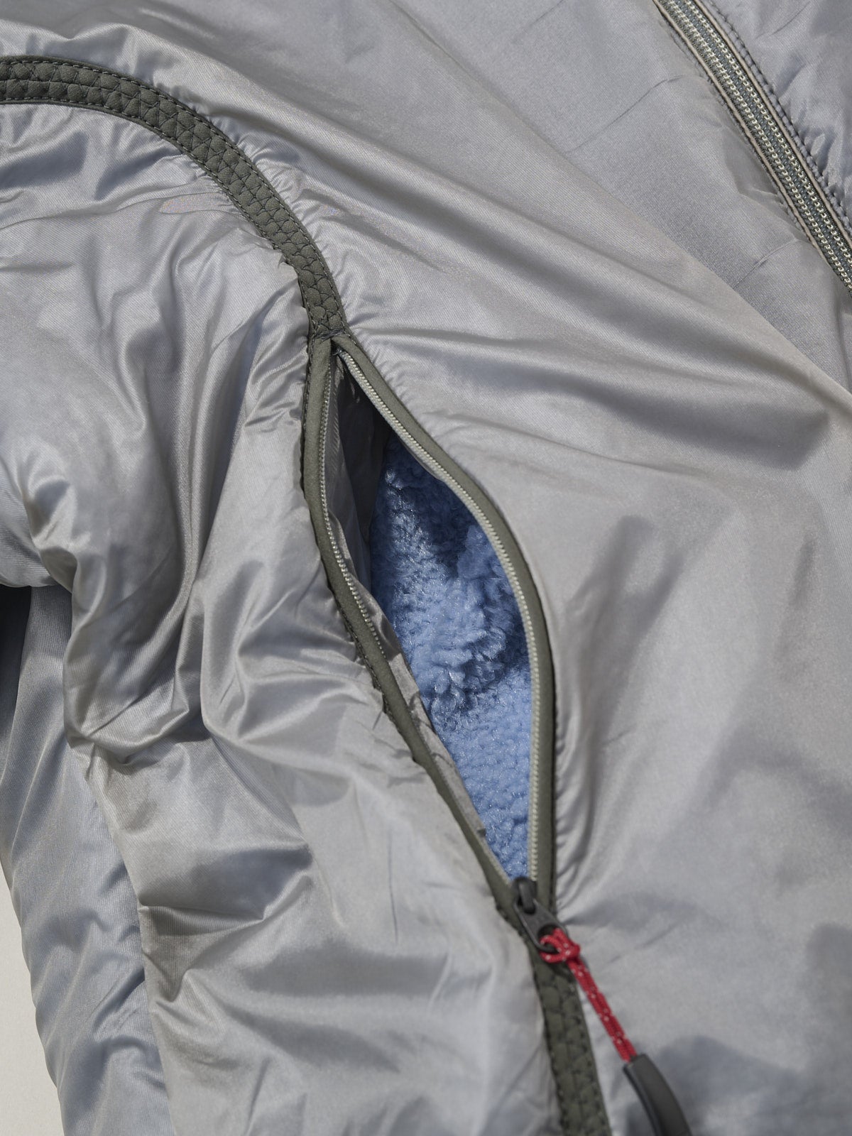 SOMEWHERE OUTSIDE HIKING COMPANY、Internal Fleece Jacket、切り替えジップディテール