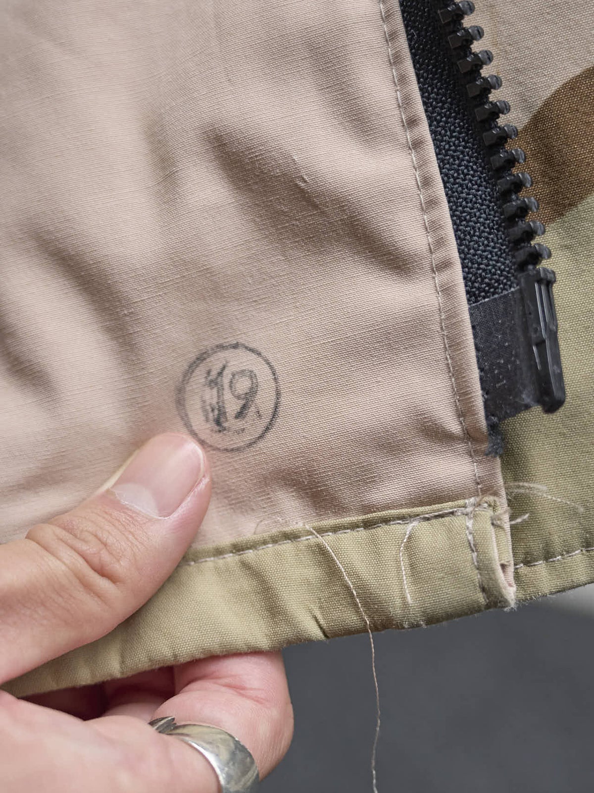 古着のジャケット　内側のマーク