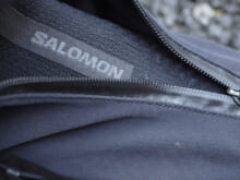 ハイクラスな「サロモン」と「ジルサンダー」のスラックスを合わせた冬のブラックスタイル！【人気ショップ＆ブランドスタッフの冬の毎日更新スニーカースナップ／DAY１】