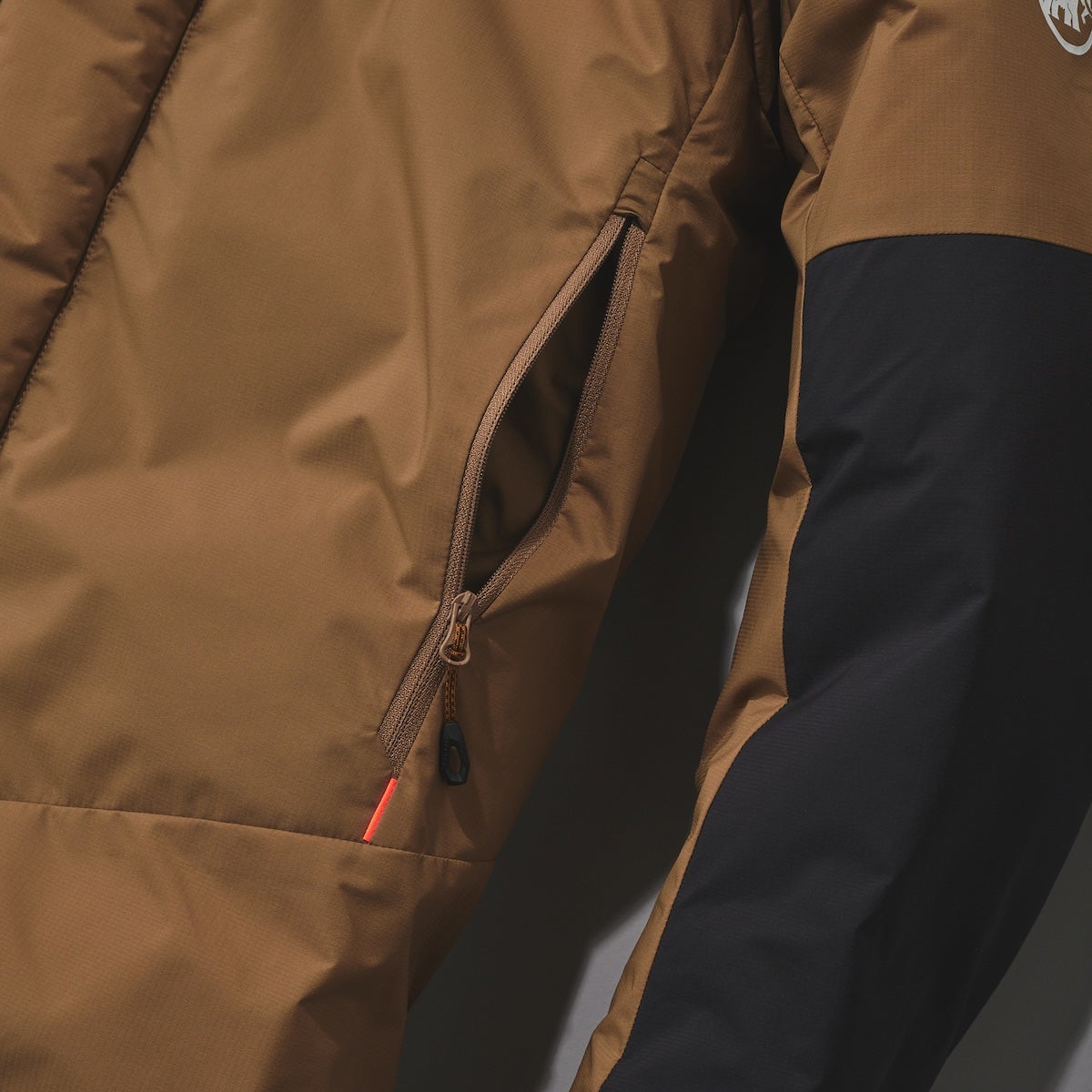 アイスフォール ソフトシェル サーモ フーデッド ジャケット アジアンフィット　ポケット