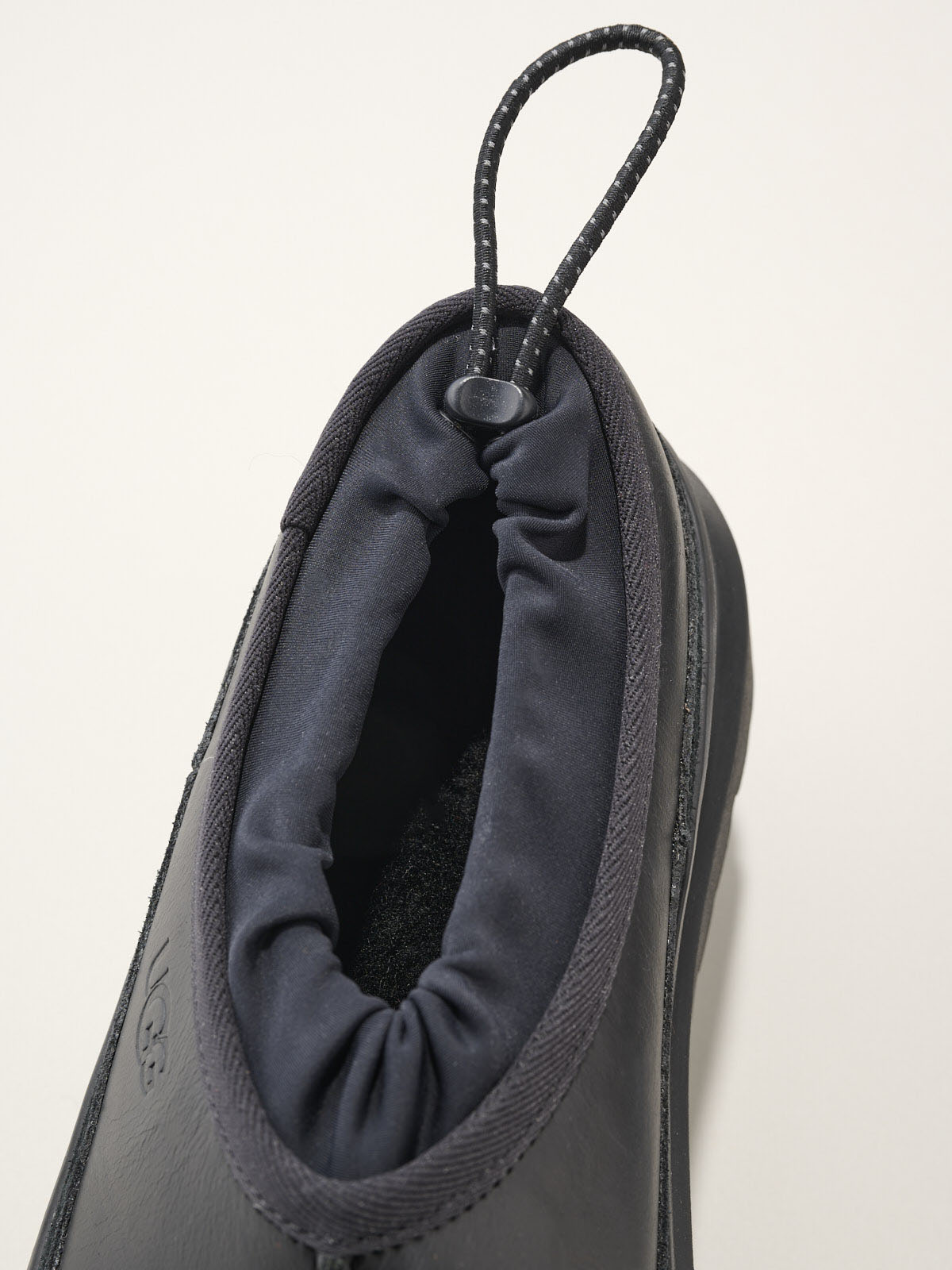 UGG アグ 暖品 Tasman Weather Hybrid