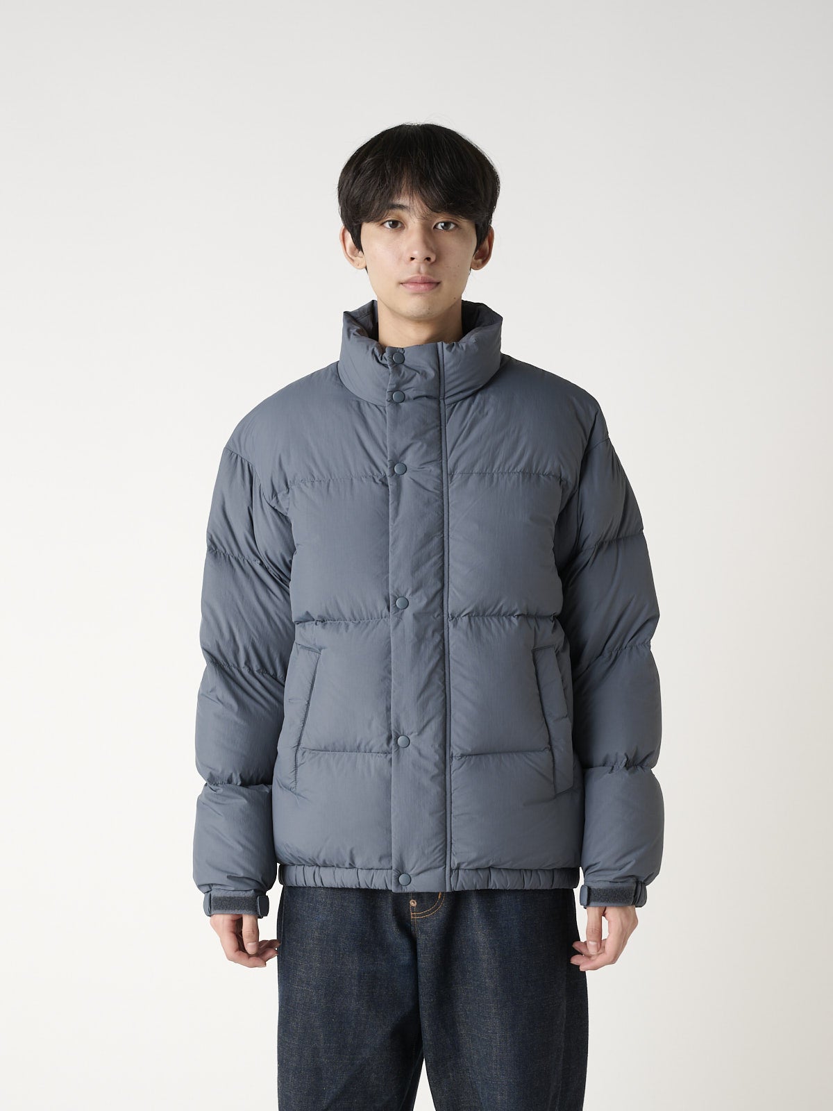 無印良品の軽量ダウンポケッタブルジャケットを試着&本音レビュー