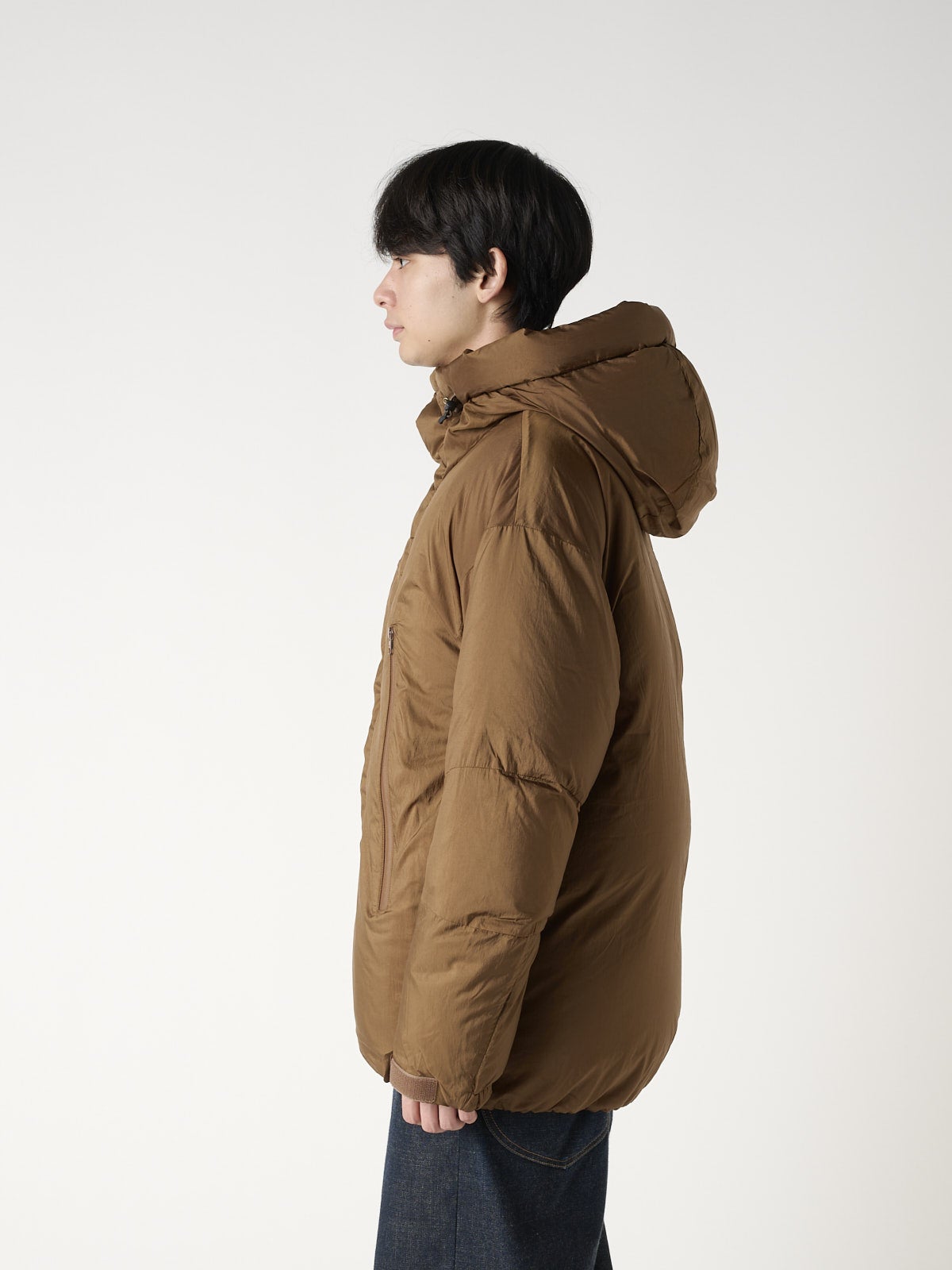 無印良品のダウンジャケットを試着&本音レビューのサイド