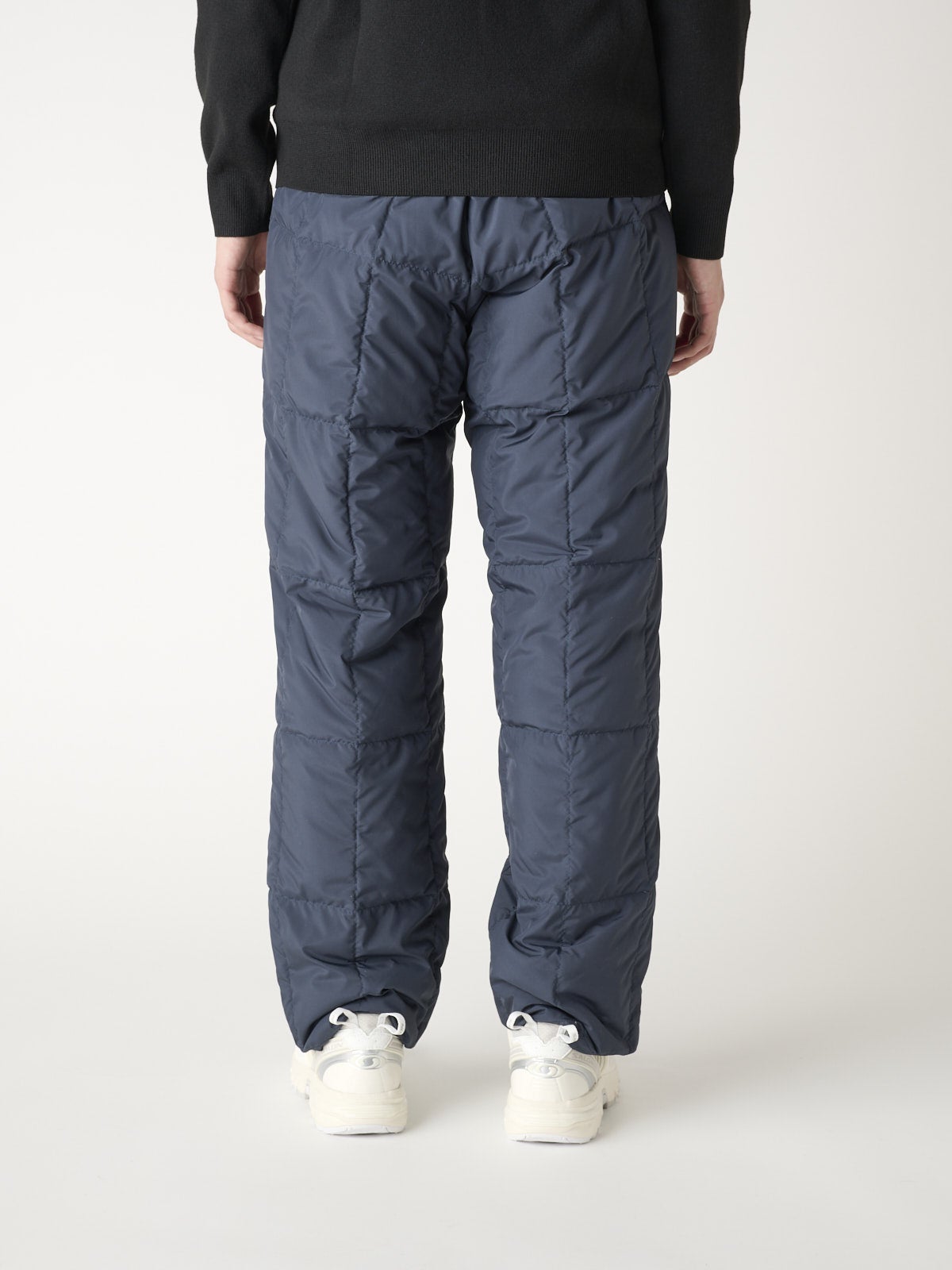 タイオンのダウンパンツ/TAION-PT13BDの試着&本音レビューのバック