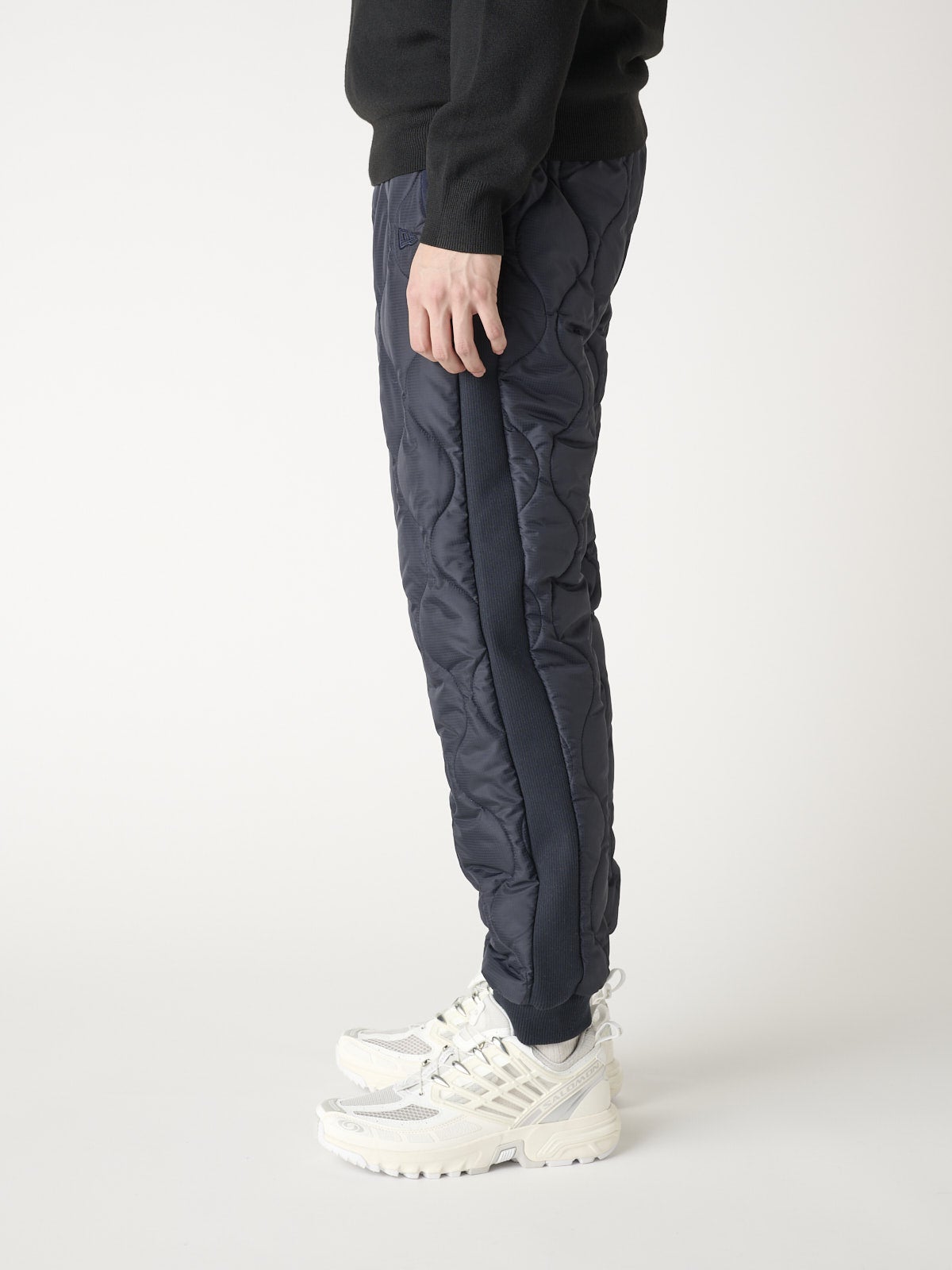 ニューエラのダウンパンツ/インサレーティッド キルティング パンツの試着&本音レビューのサイド