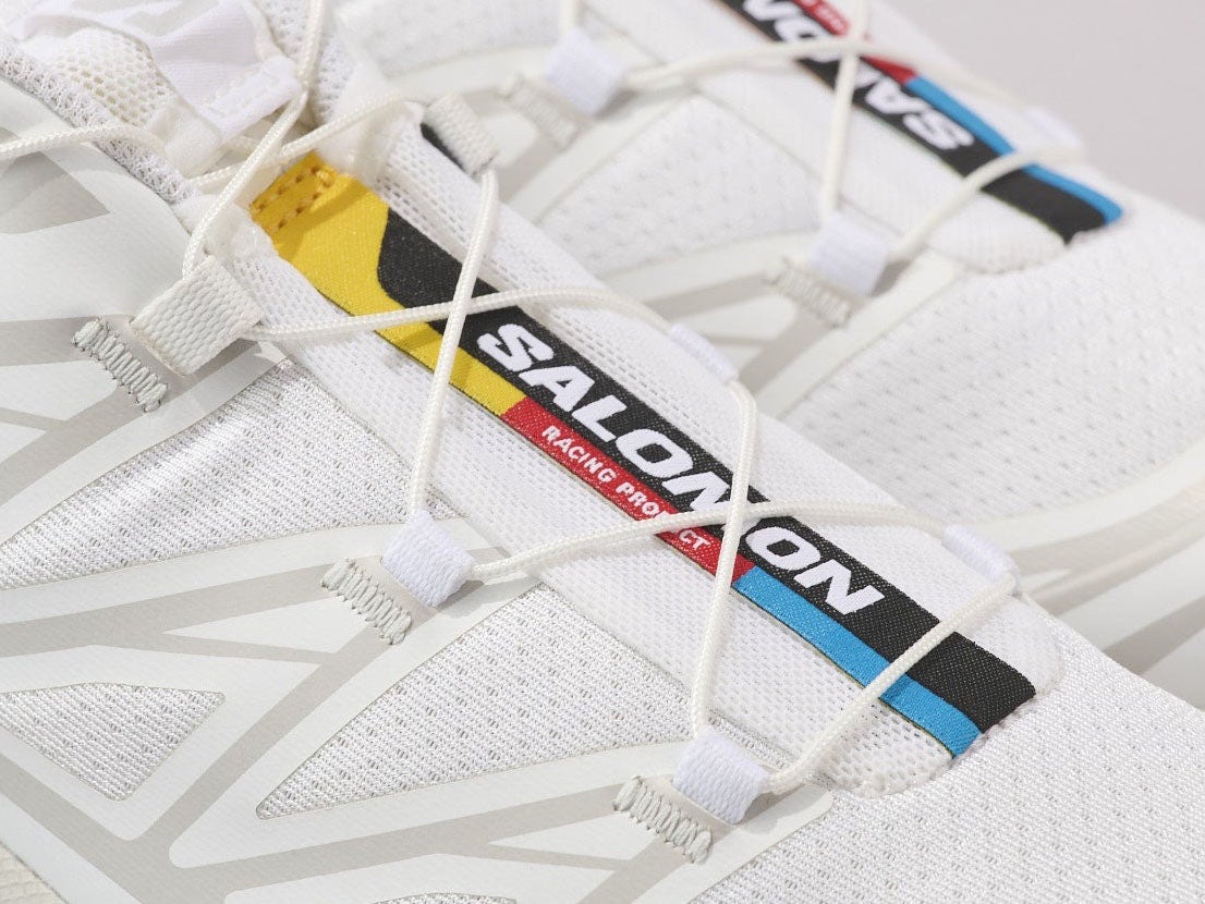 [Gallery]ただの白じゃない。「サロモン」の白スニーカーは機能充実かつ街でも映える一足！[Salomon XT-6]