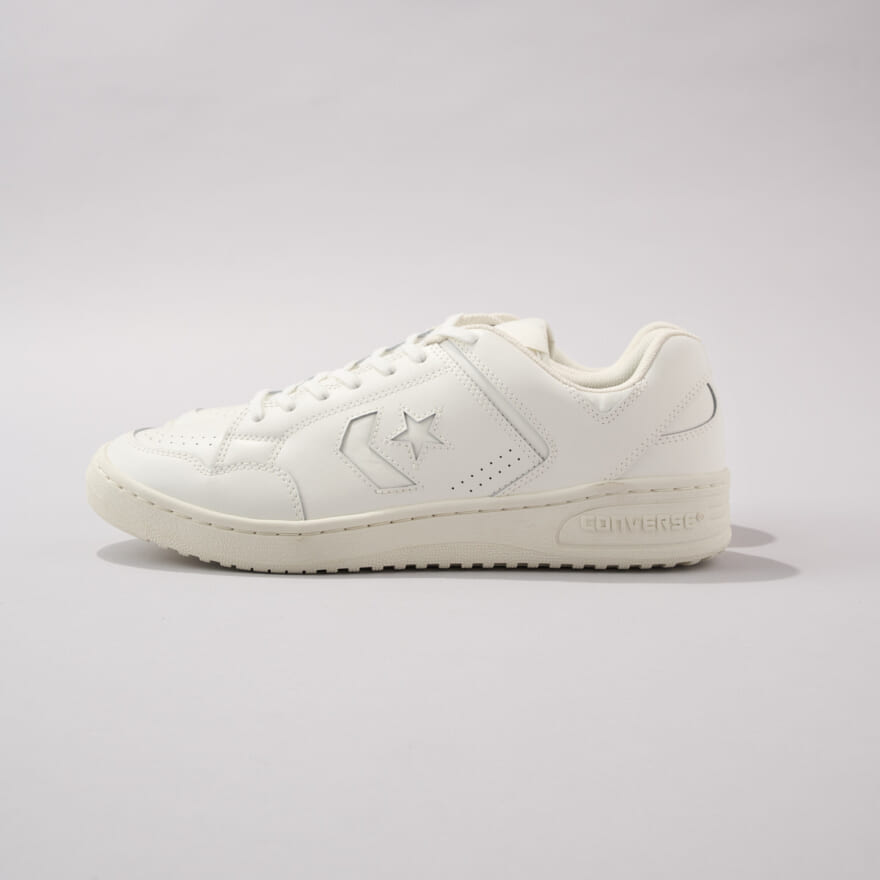 コンバースの定番名品白スニーカーのウエポンOXのサイド