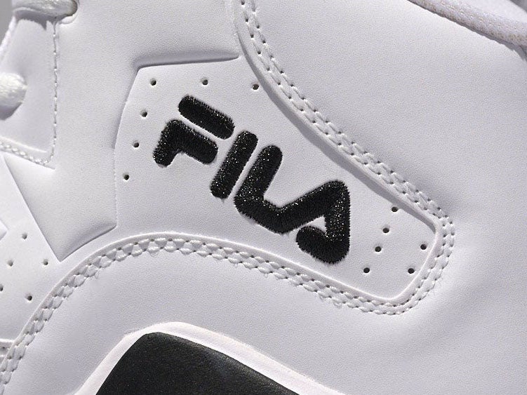 [Gallery]差をつけたいなら「フィラ」という選択。服好きに刺さる白スニーカーを１万円台で発見！[FILA MB]