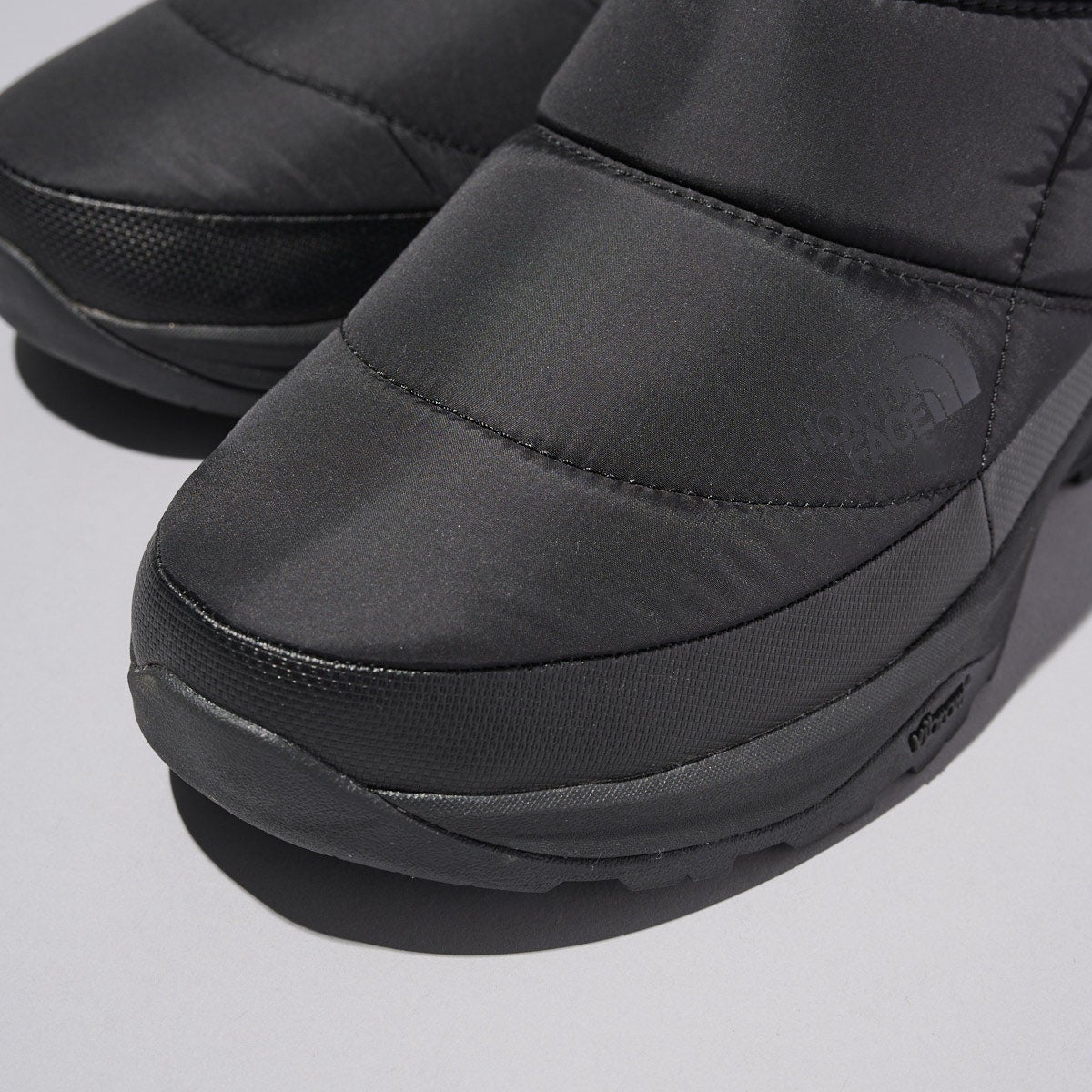 ザ・ノース・フェイスの冬ブーツ/ヌプシ ブーティ ウォータープルーフ バックジップのトゥ