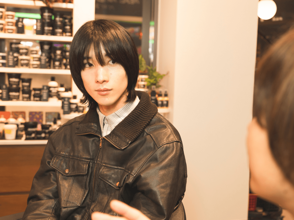 lush spa新宿 ヘアラボ体験 カウンセリングの様子