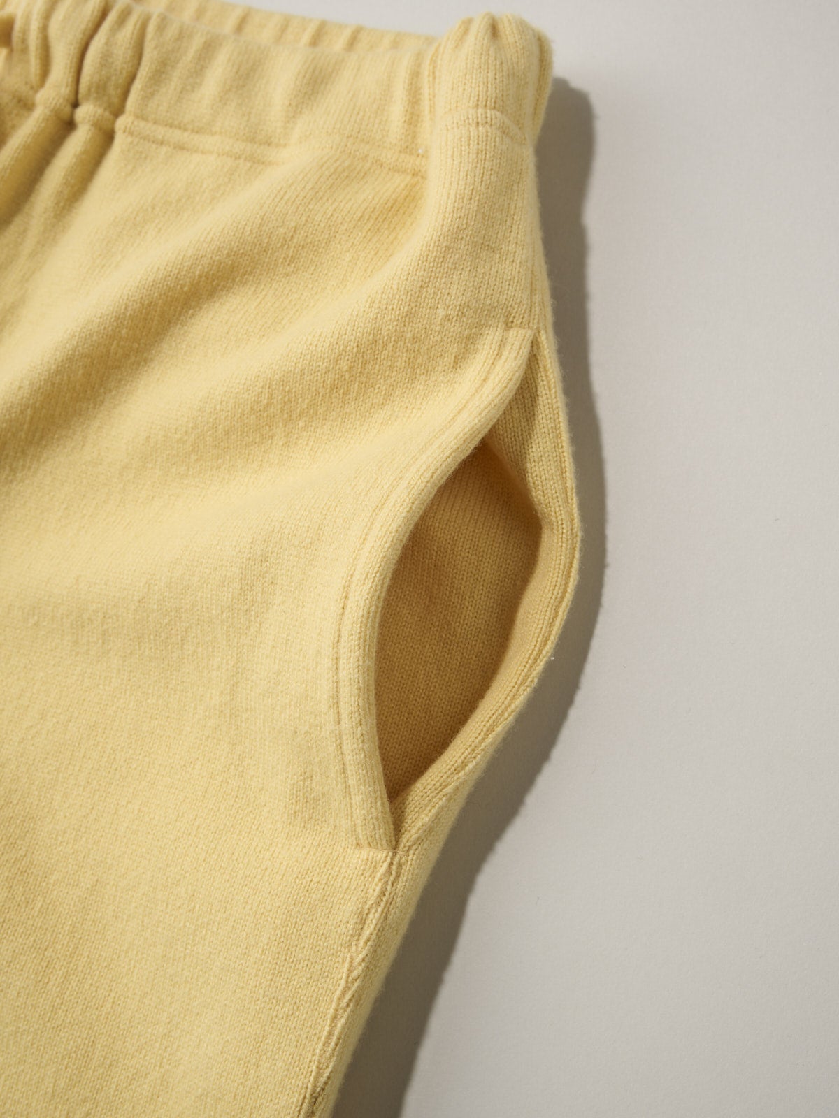 HERILL、パンツ、ポケットディテール