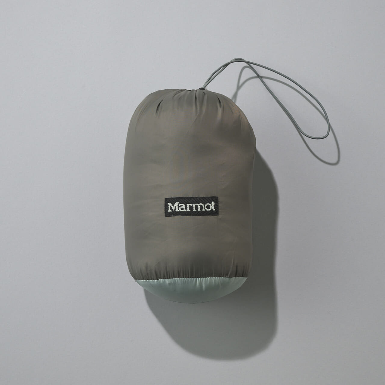 モーマットのダウン 750FP Prime Down Jacketのパッカブル