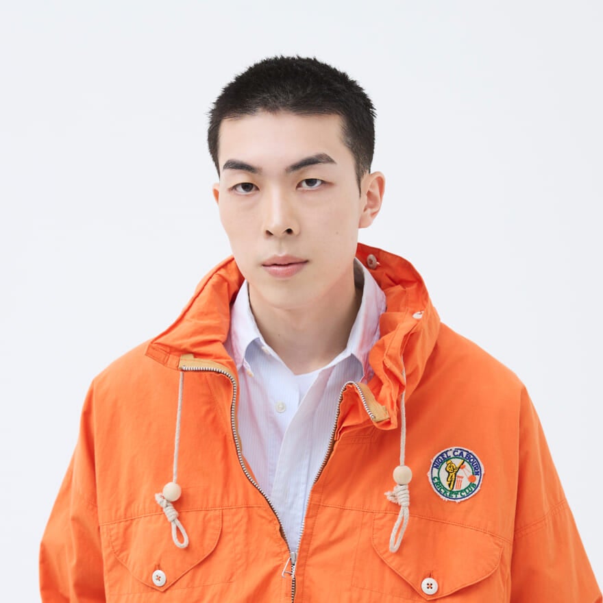 かっこよさもクールさも網羅しつつナチュラルな、進化系おしゃれボウズ