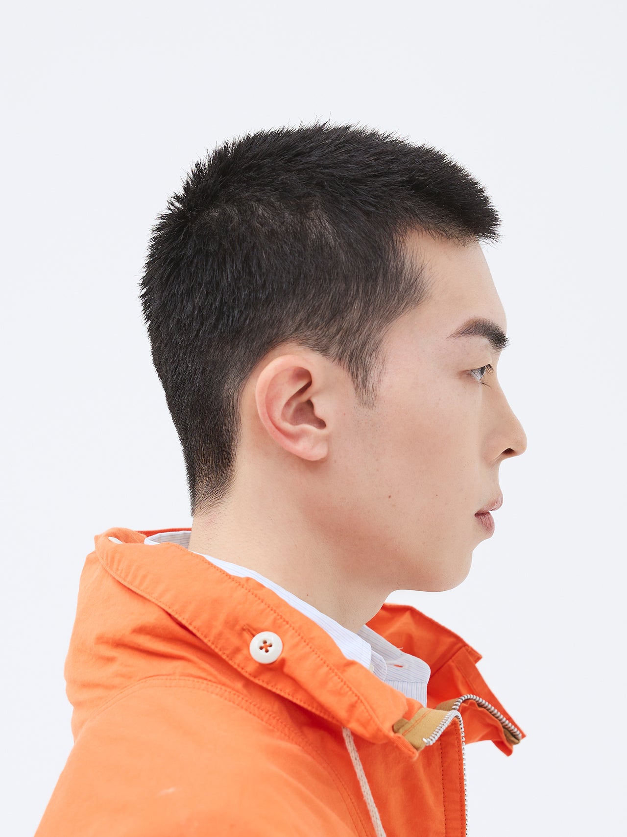 かっこよさもクールさも網羅しつつナチュラルな、進化系おしゃれボウズ