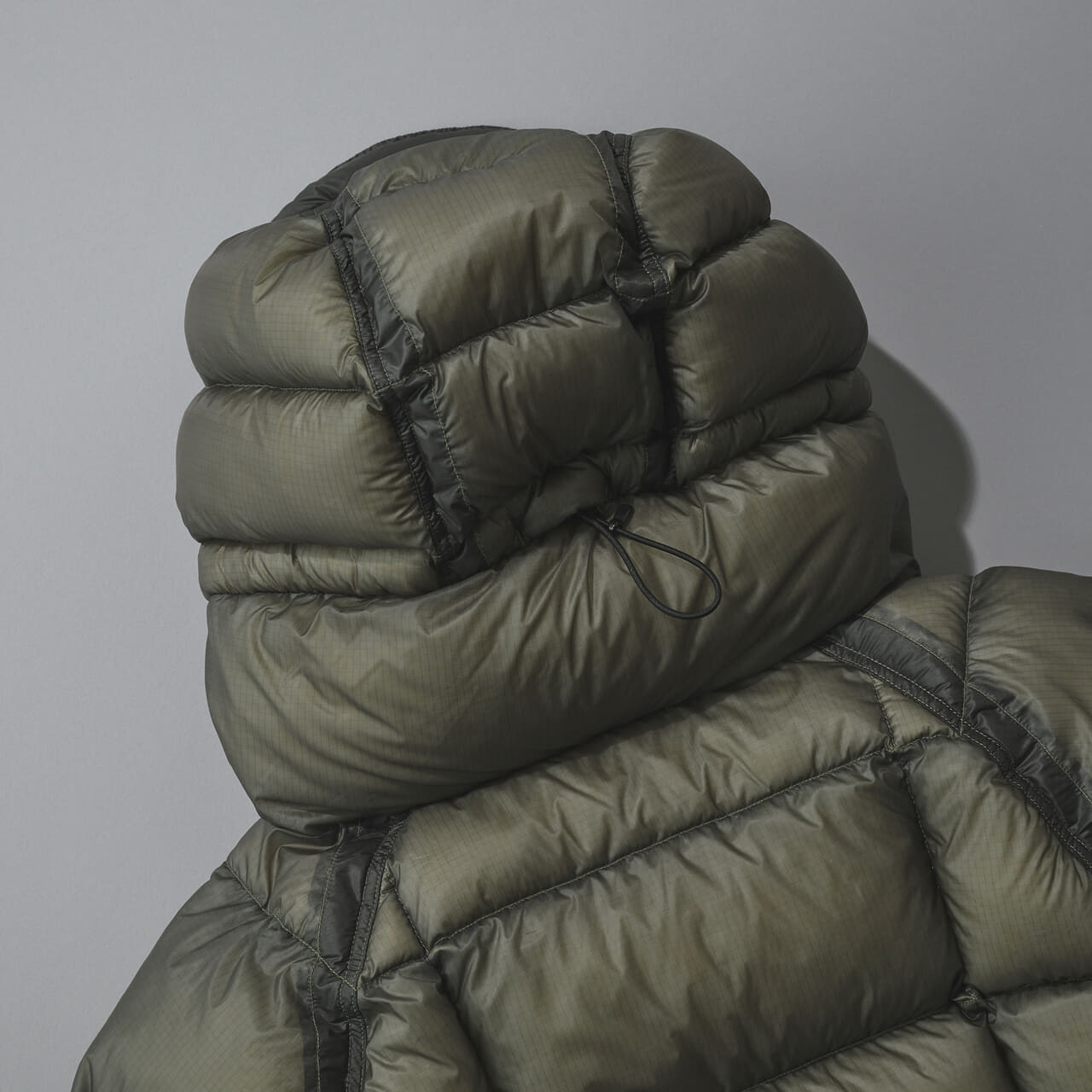 シーピーカンパニーのダウン/DD.D. Shell Hooded Down Jacketのフード裏