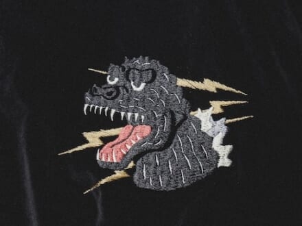 初売りは人気映画コラボ！「ビームス ジャパン」が「テーラー東洋」と「ゴジラ」シリーズの別注スカジャンをリリース！3店舗限定の特別仕様に！