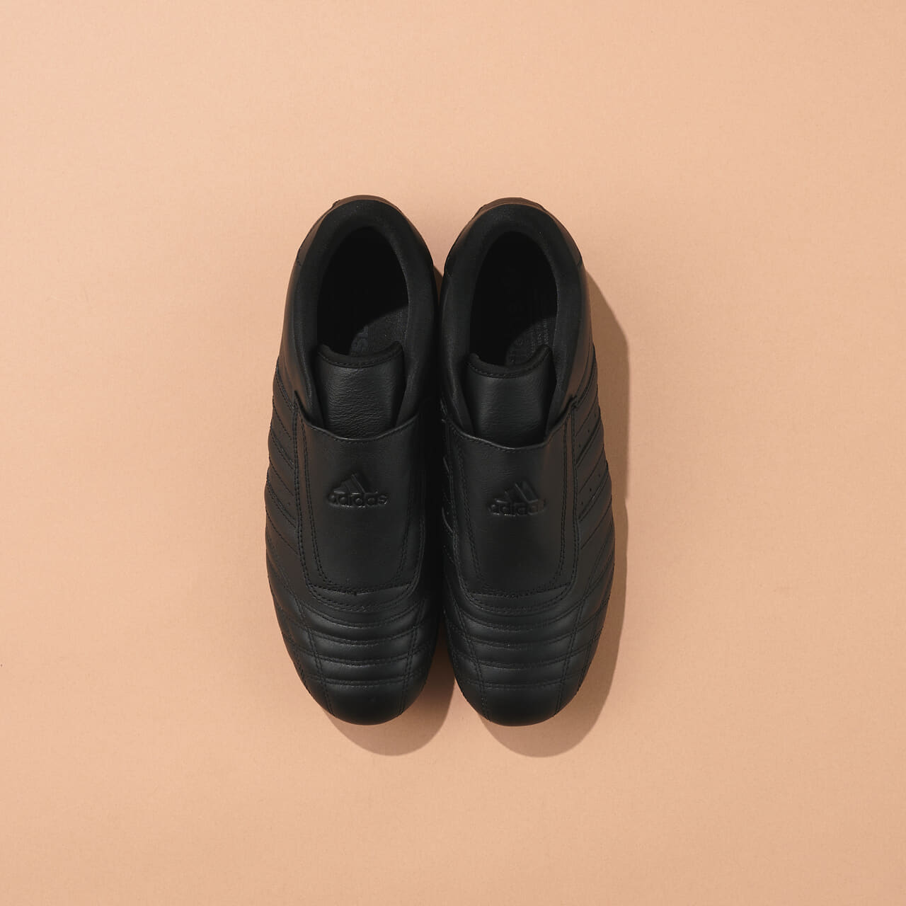 エディターが買ってよかったアディダス オリジナルスの愛用スニーカー「テコンドー」のアッパー