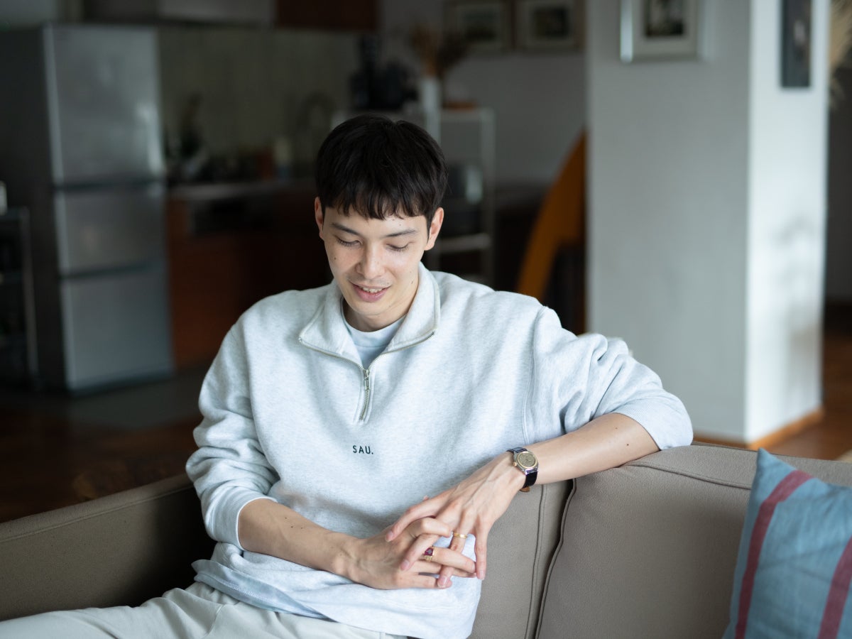 メンズノンノモデル 守屋光治のオーダーメイドで作った結婚指輪の着用カット