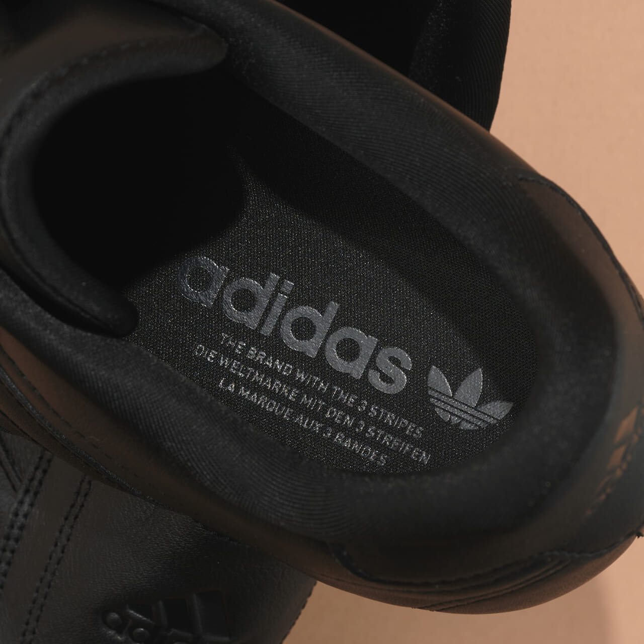 エディターが買ってよかったアディダス オリジナルスの愛用スニーカー「テコンドー」のインソール