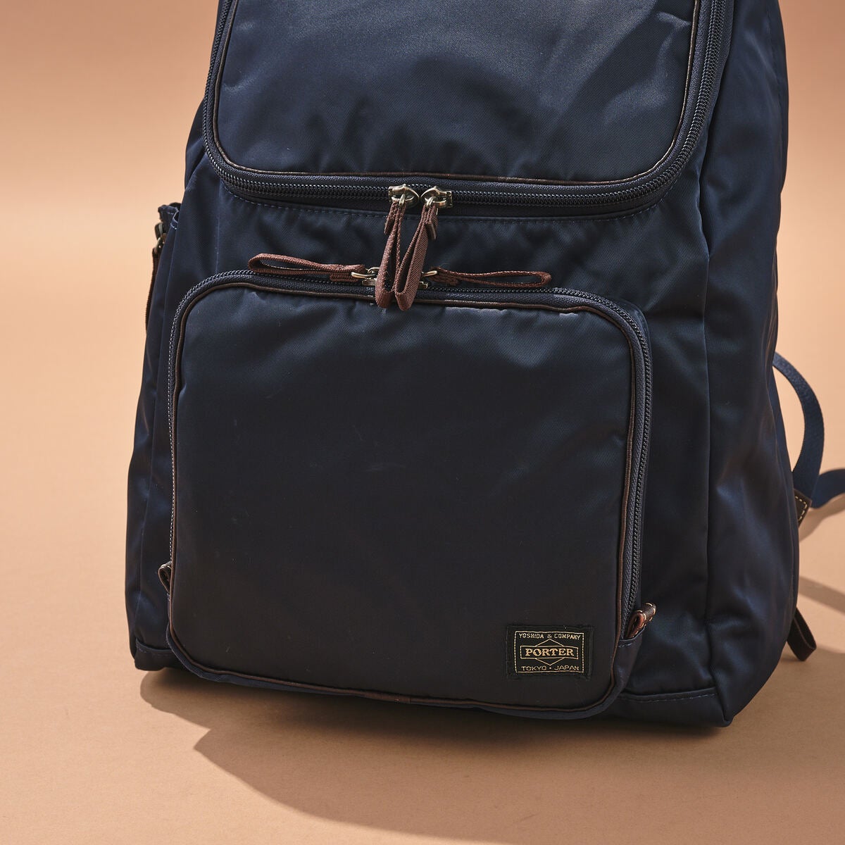 編集者が買ってよかったポーターのPLANシリーズ リュックサックのフロントポケット