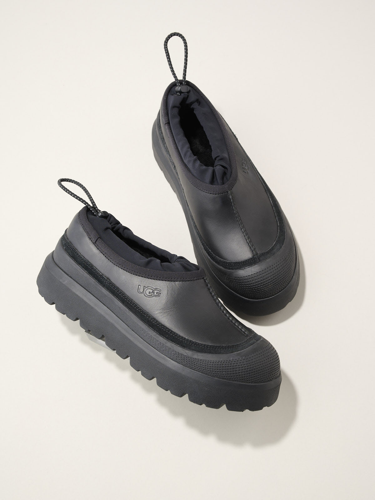 UGG アグ 暖品 Tasman Weather Hybrid