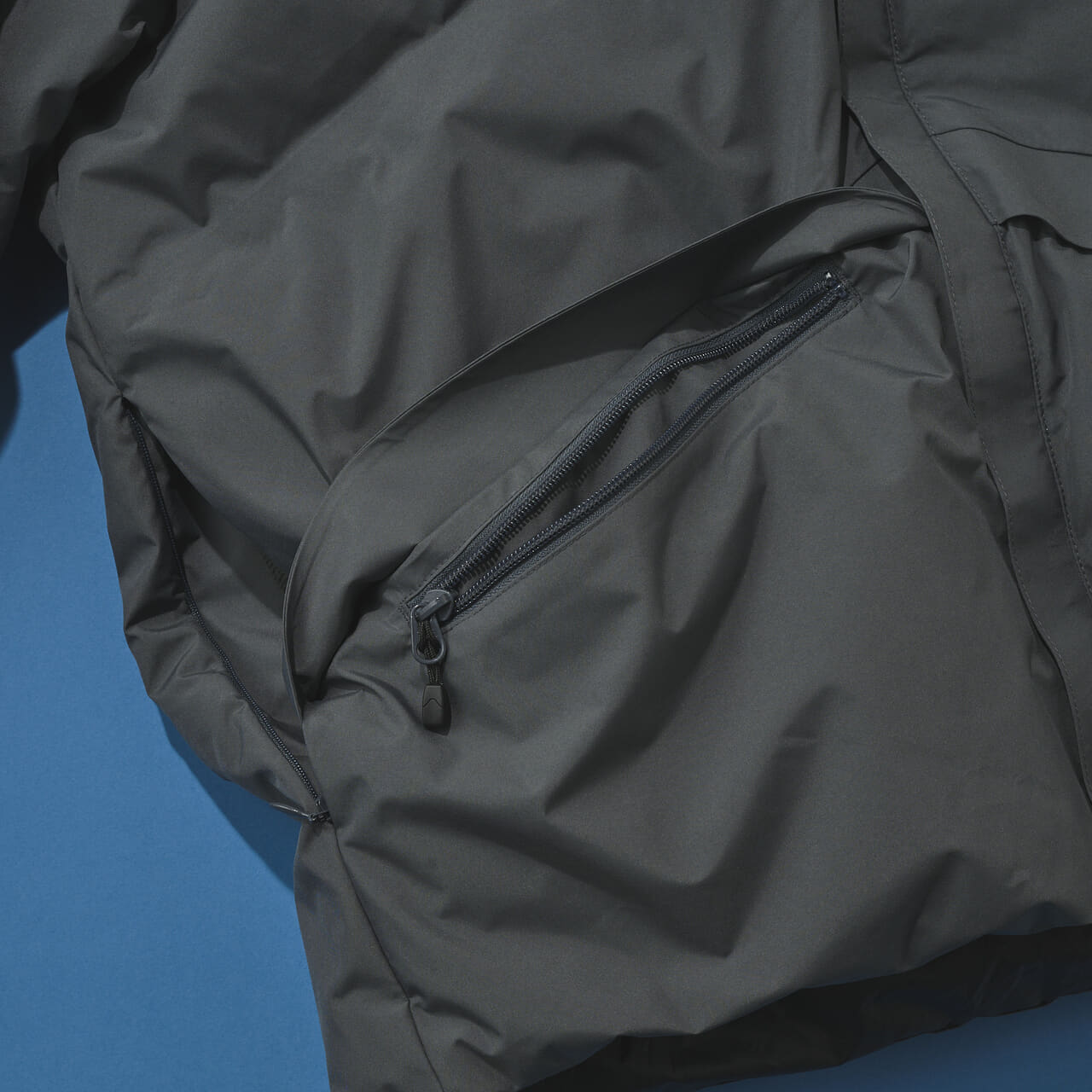 黒じゃないゴアテックスダウン　別注 GORE-TEX WINDSTOPPER DOWN JACKET　ポケット