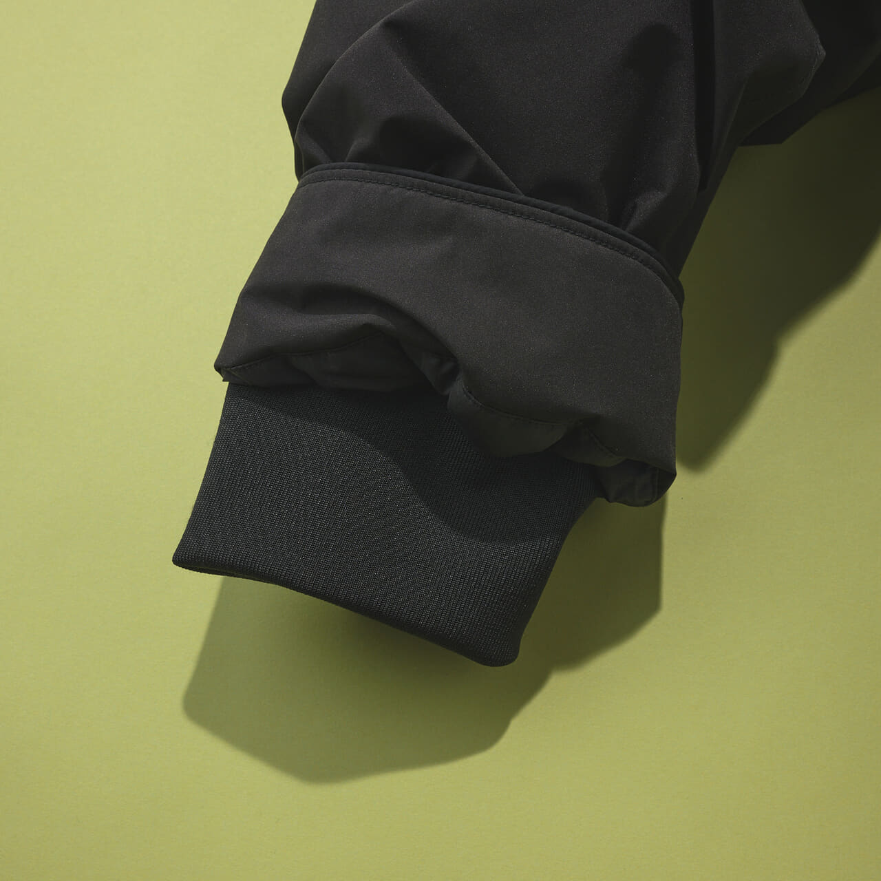 ナナミカ GORE-TEX Down Coat　　黒　ゴアテックス　ダウン　袖口