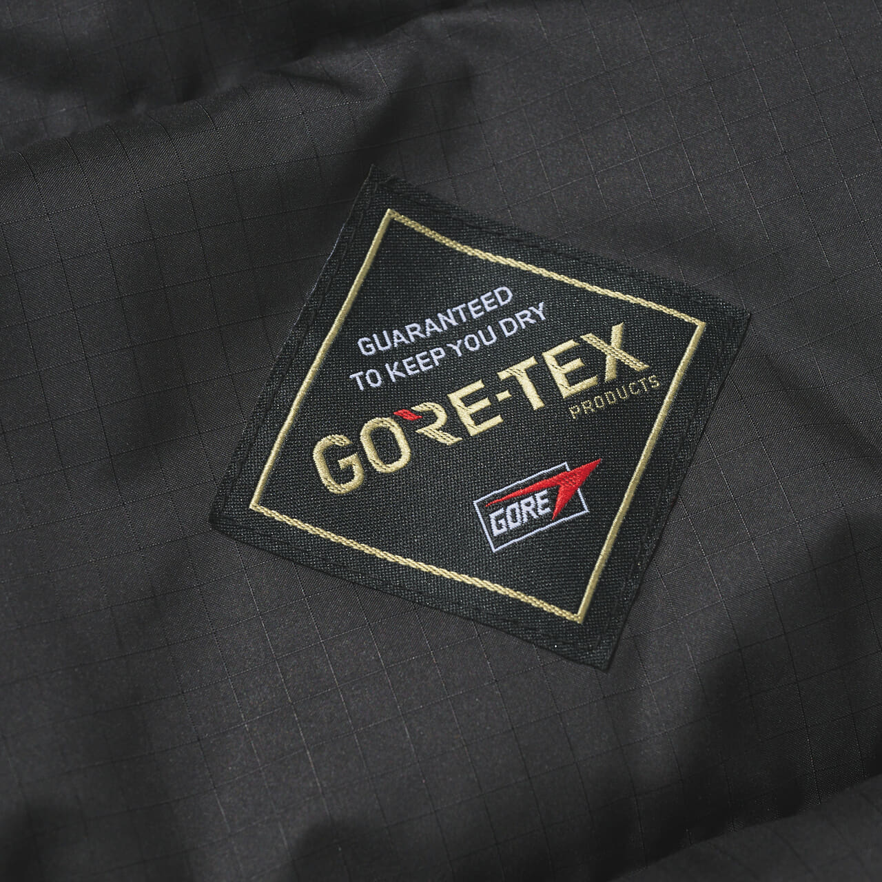 ナナミカ GORE-TEX Down Coat　　黒　ゴアテックス　ダウン