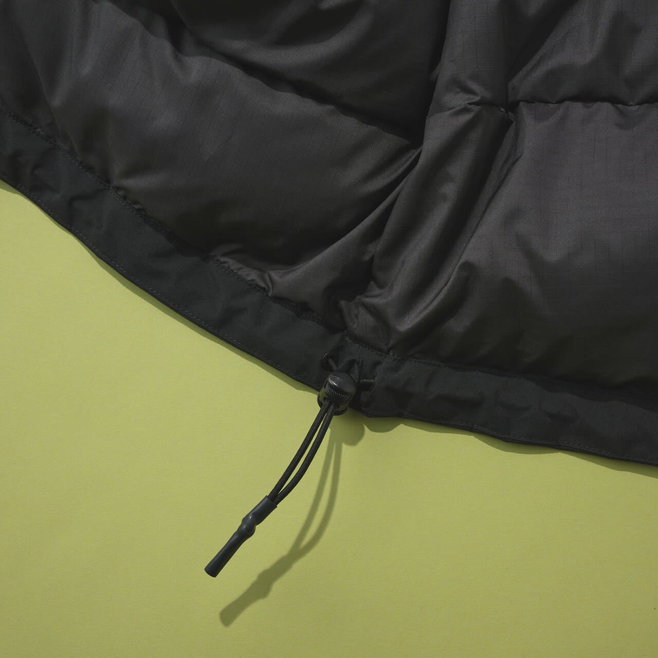 シーピーカンパニー Metropolis Series WINDSTOPPER® by GORE‑TEX LABS Hooded Jacket　黒　ゴアテックス　ダウン