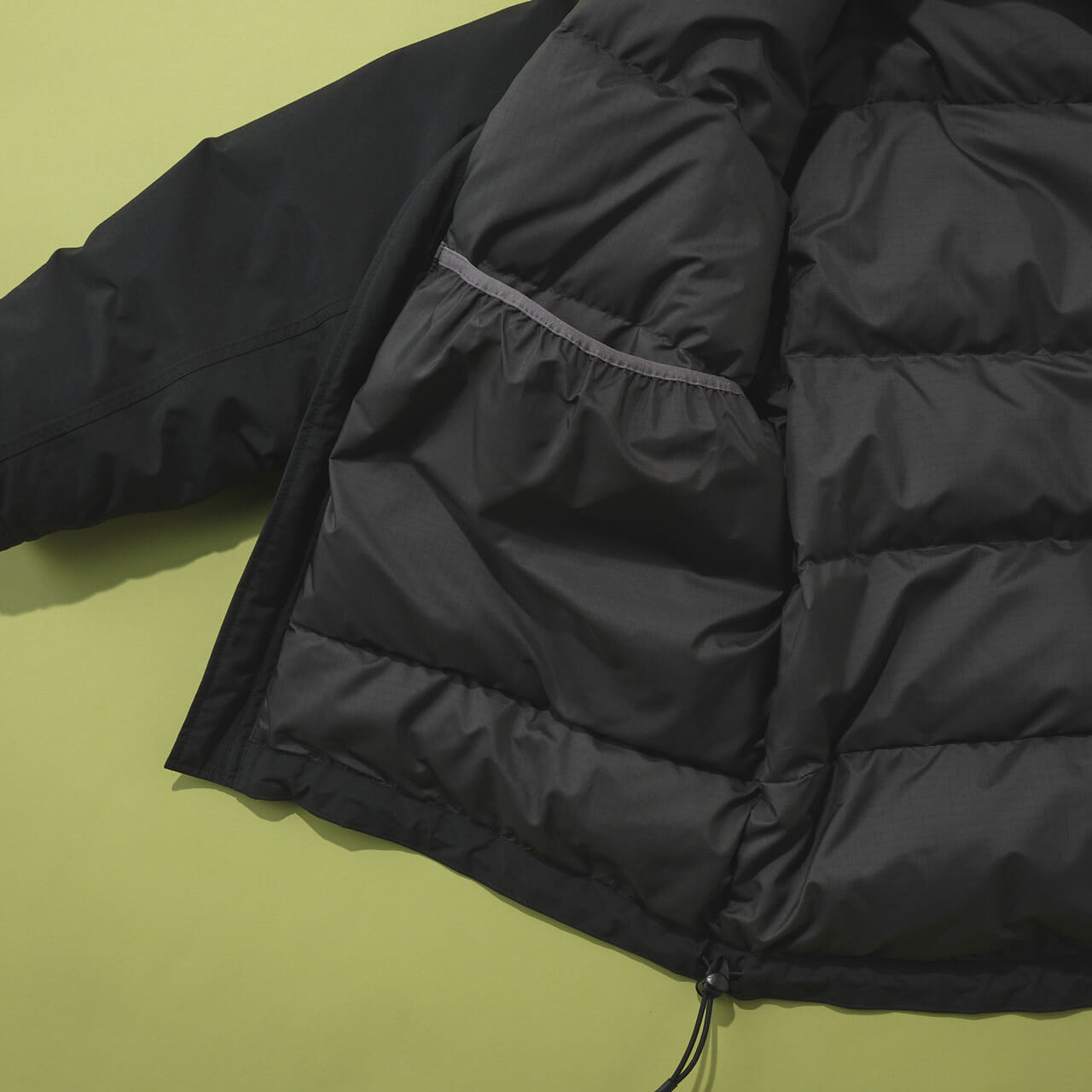 ザ・ノース・フェイス パープルレーベルGORE-TEX Field Down Jacket　黒　ゴアテックス　ダウン　内ポケット