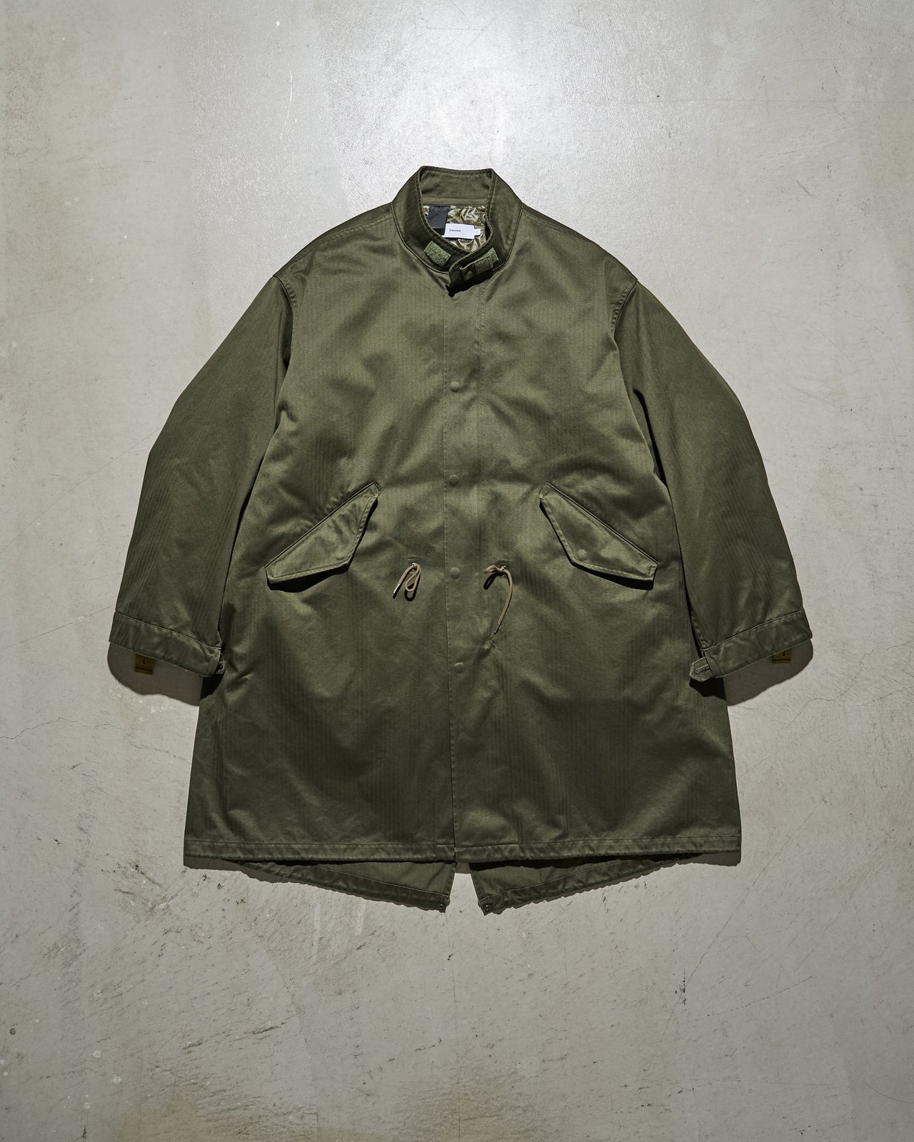 N.HOOLYWOOD × Graphpaper コート ビジュアル 俯瞰