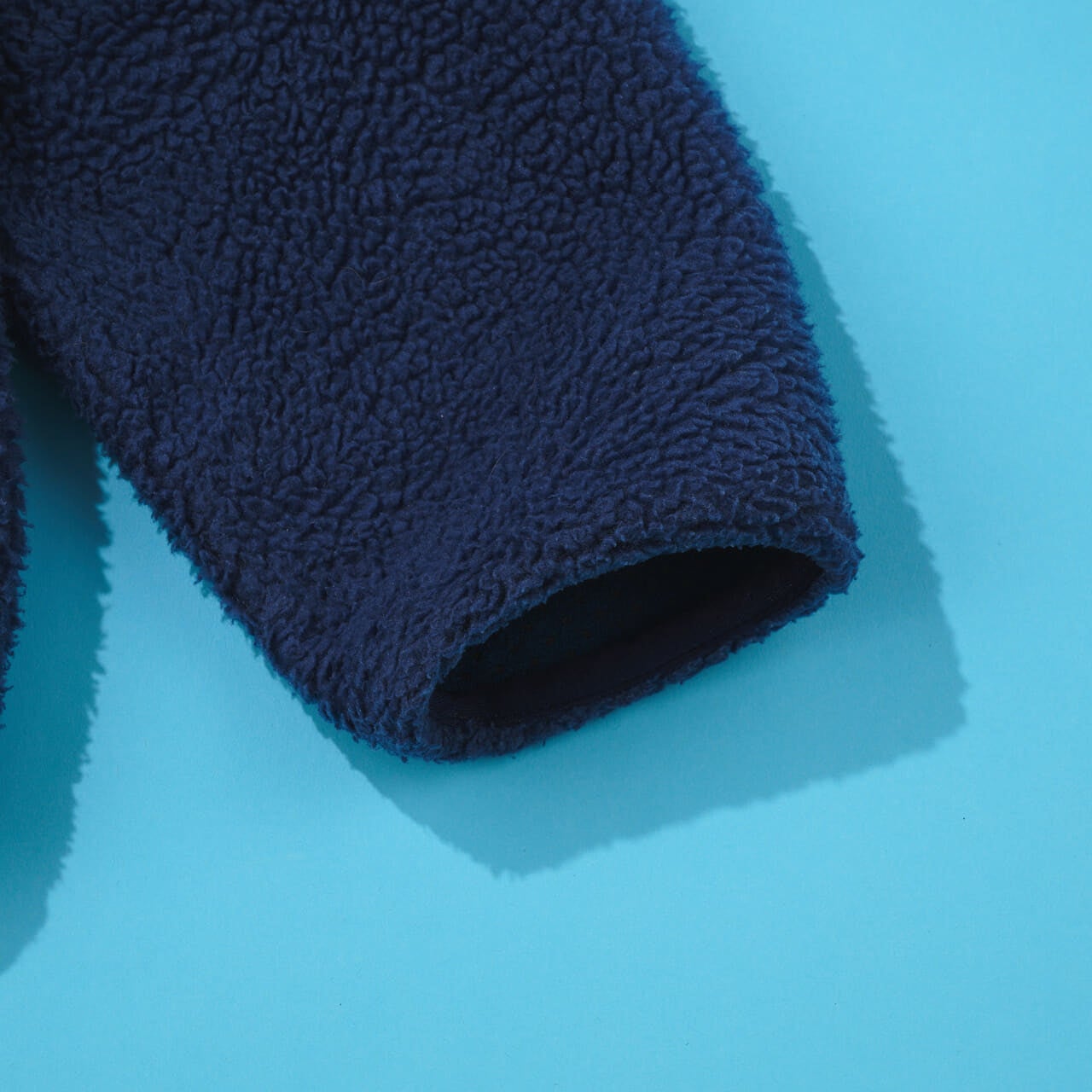 エディターが買ってよかったパタゴニアのフリース/ベビーレトロカーディガンの袖