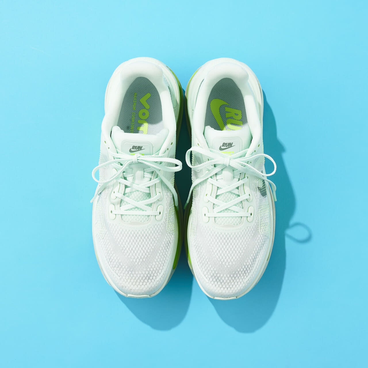 ナイキ　ボメロ　プレミアム　俯瞰