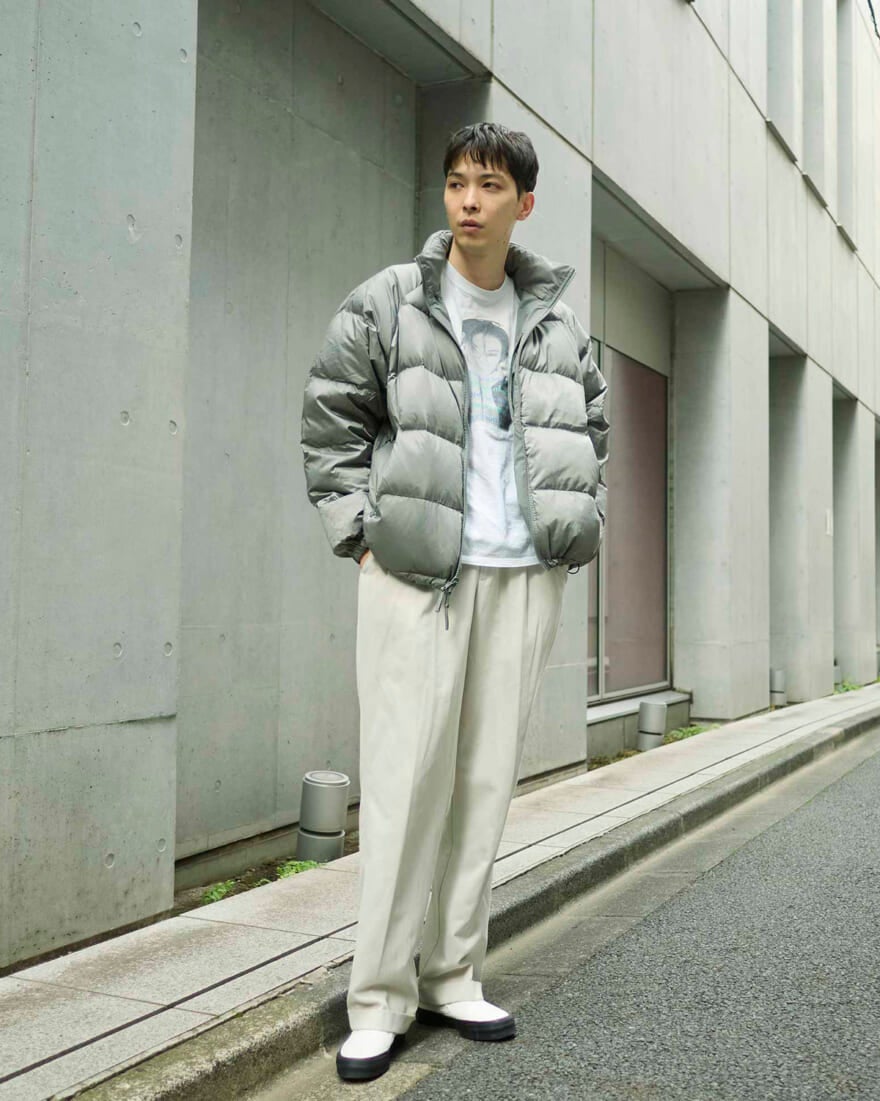 ユニオンウェアのダウンジャケットを着用するメンズノンノモデル守屋光治の全身コーディネート