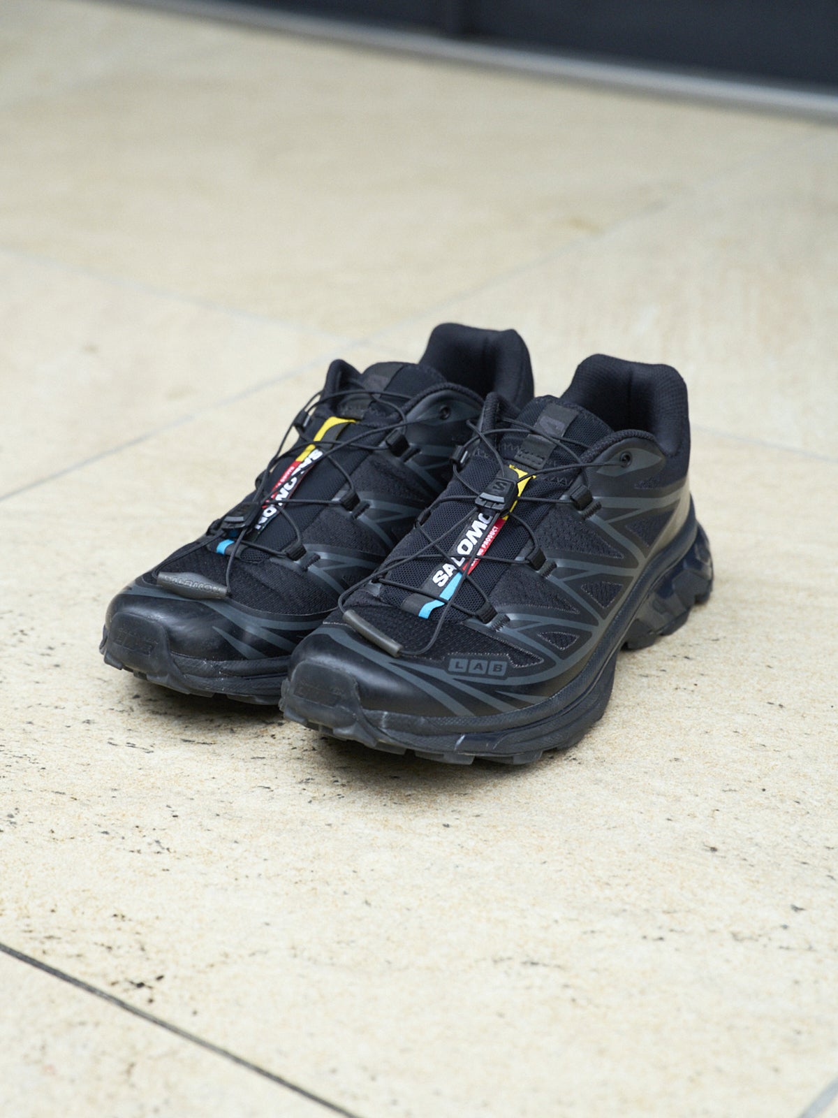 サロモン　XT-6　スニーカー　全体