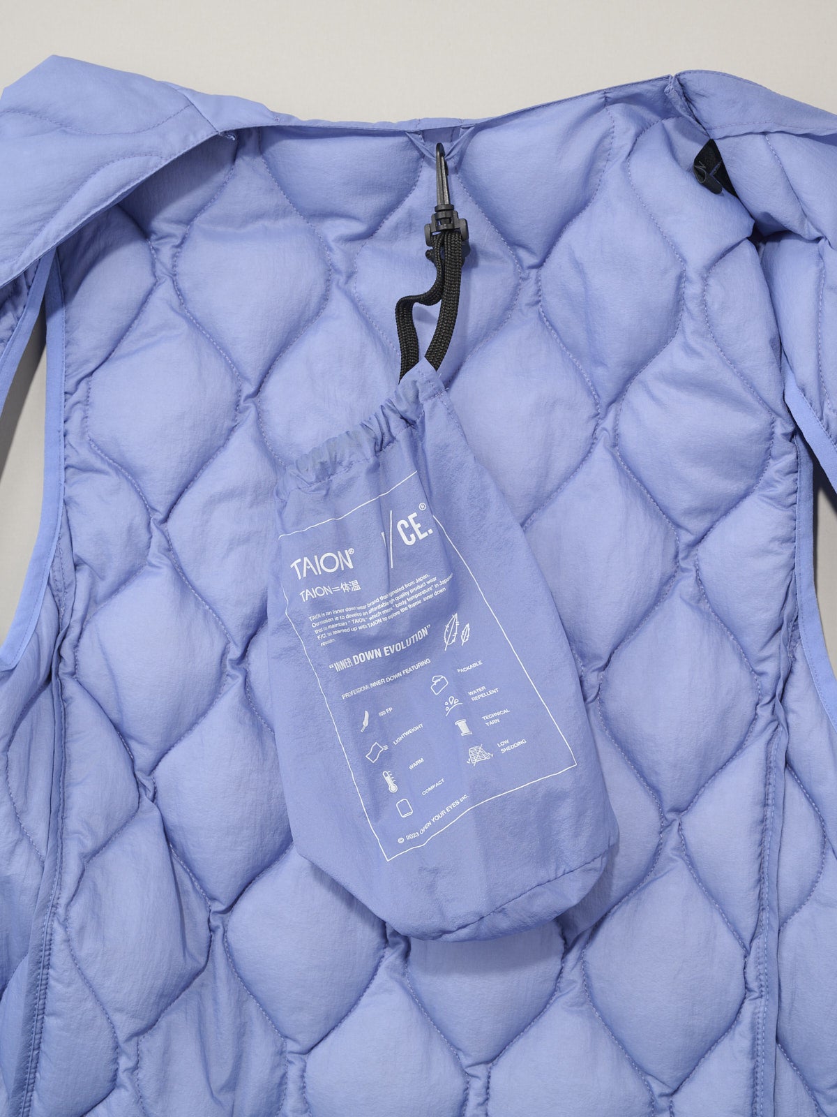 F/CE.&reg; &times; TAION「PACKABLE DOWN VEST」5