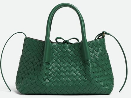 「ボッテガ・ヴェネタ」がホリデーイベント “Holiday Craft”を開催！特別ギフトや先行発売のバッグが登場！