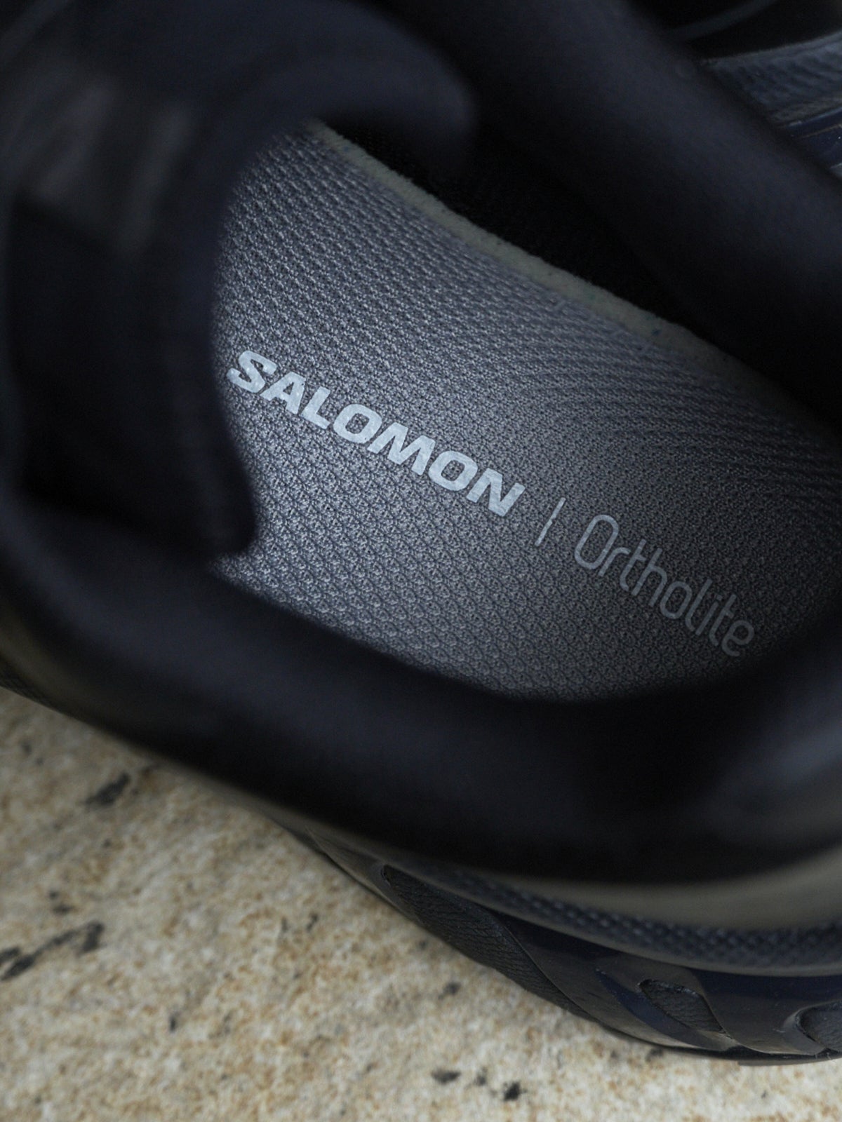 サロモン　XT-6　スニーカー　中敷き