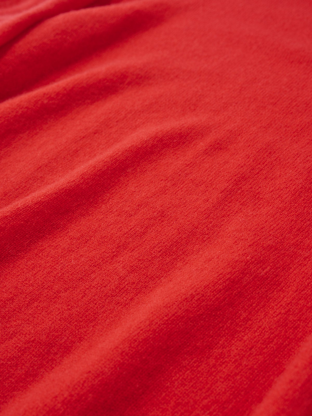 SHIPS、WG CASHMERE CREW NECK red、素材寄り